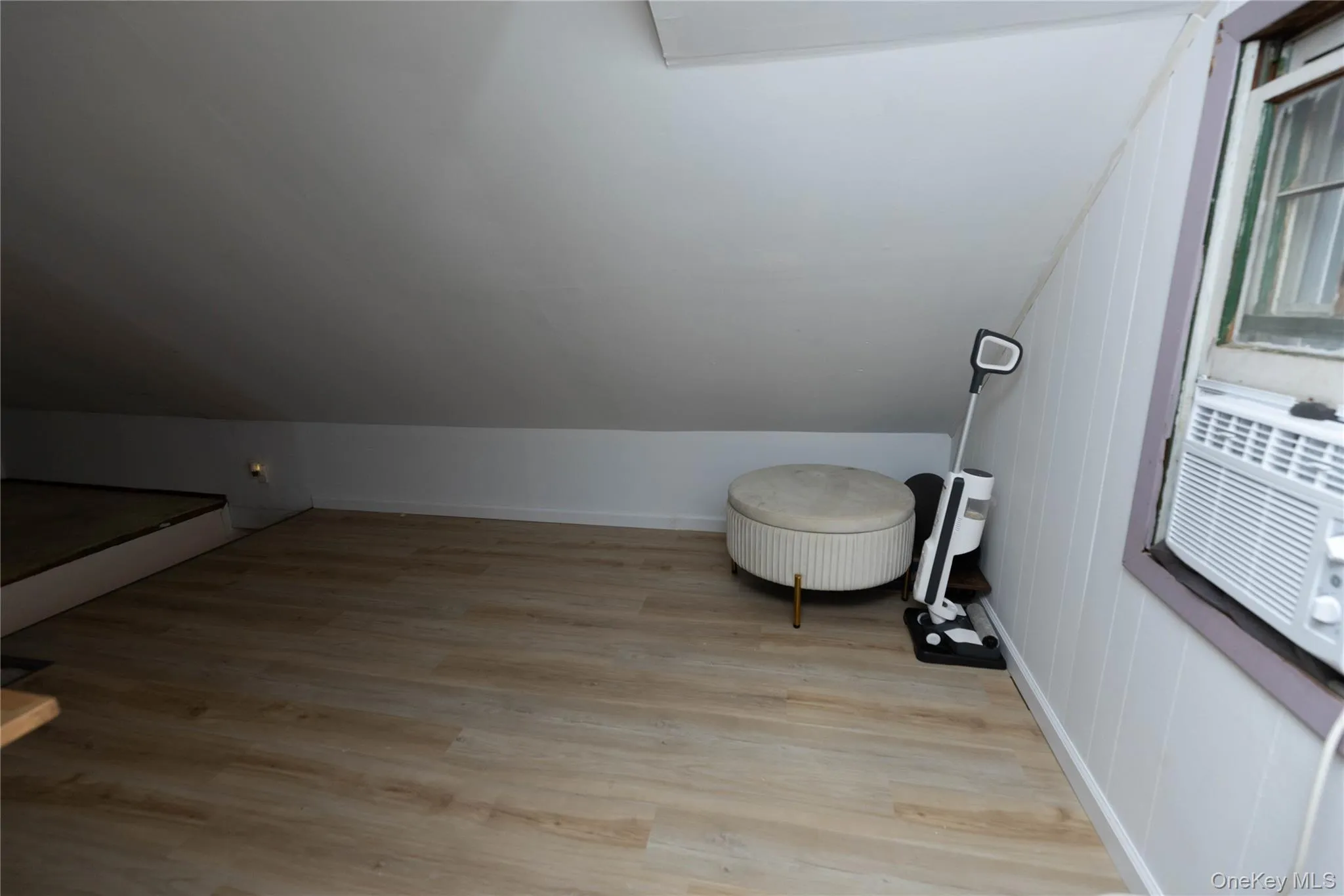 120 Lincoln Road, Brookhaven, NY, 2 Bedrooms Bedrooms, 6 Rooms Rooms,1 BathroomBathrooms,Residential,For Rent,Lincoln,0,1041507 120 Lincoln Road, Brookhaven, NY, 2 Bedrooms Bedrooms, 6 Rooms Rooms,1 BathroomBathrooms,Residential,For Rent,Lincoln,0,1041507