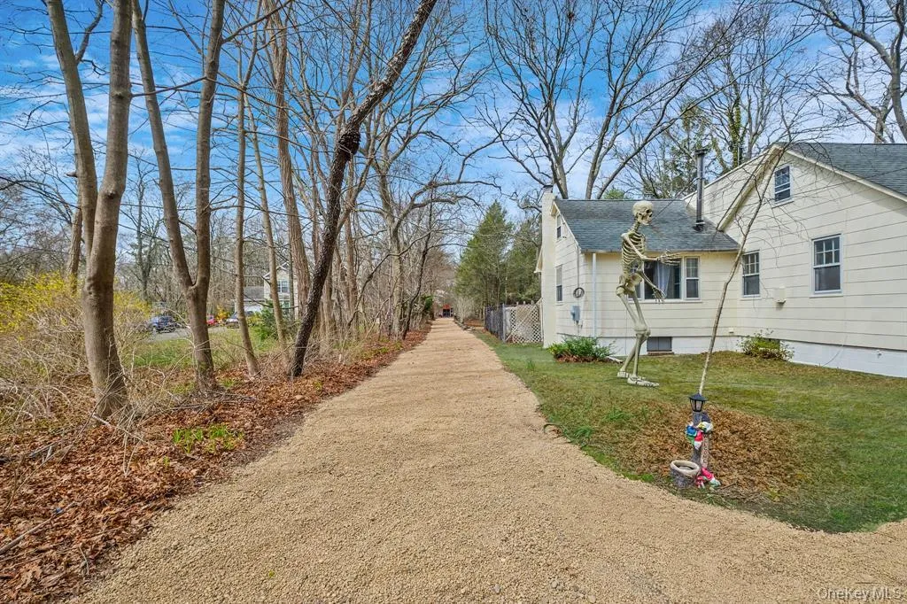 120 Lincoln Road, Brookhaven, NY, 2 Bedrooms Bedrooms, 6 Rooms Rooms,1 BathroomBathrooms,Residential,For Rent,Lincoln,0,1041507 120 Lincoln Road, Brookhaven, NY, 2 Bedrooms Bedrooms, 6 Rooms Rooms,1 BathroomBathrooms,Residential,For Rent,Lincoln,0,1041507