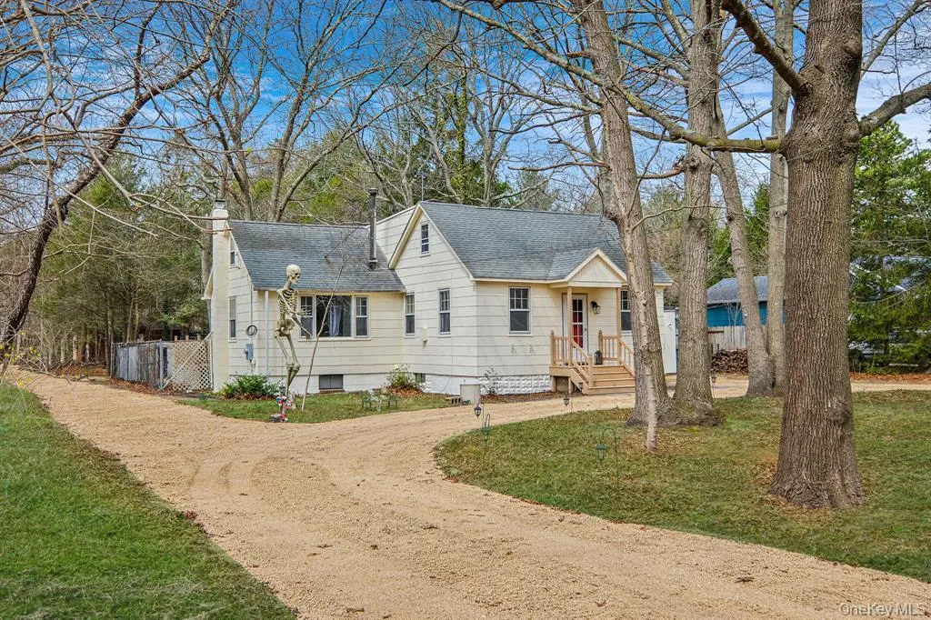 120 Lincoln Road, Brookhaven, NY, 2 Bedrooms Bedrooms, 6 Rooms Rooms,1 BathroomBathrooms,Residential,For Rent,Lincoln,0,1041507 120 Lincoln Road, Brookhaven, NY, 2 Bedrooms Bedrooms, 6 Rooms Rooms,1 BathroomBathrooms,Residential,For Rent,Lincoln,0,1041507