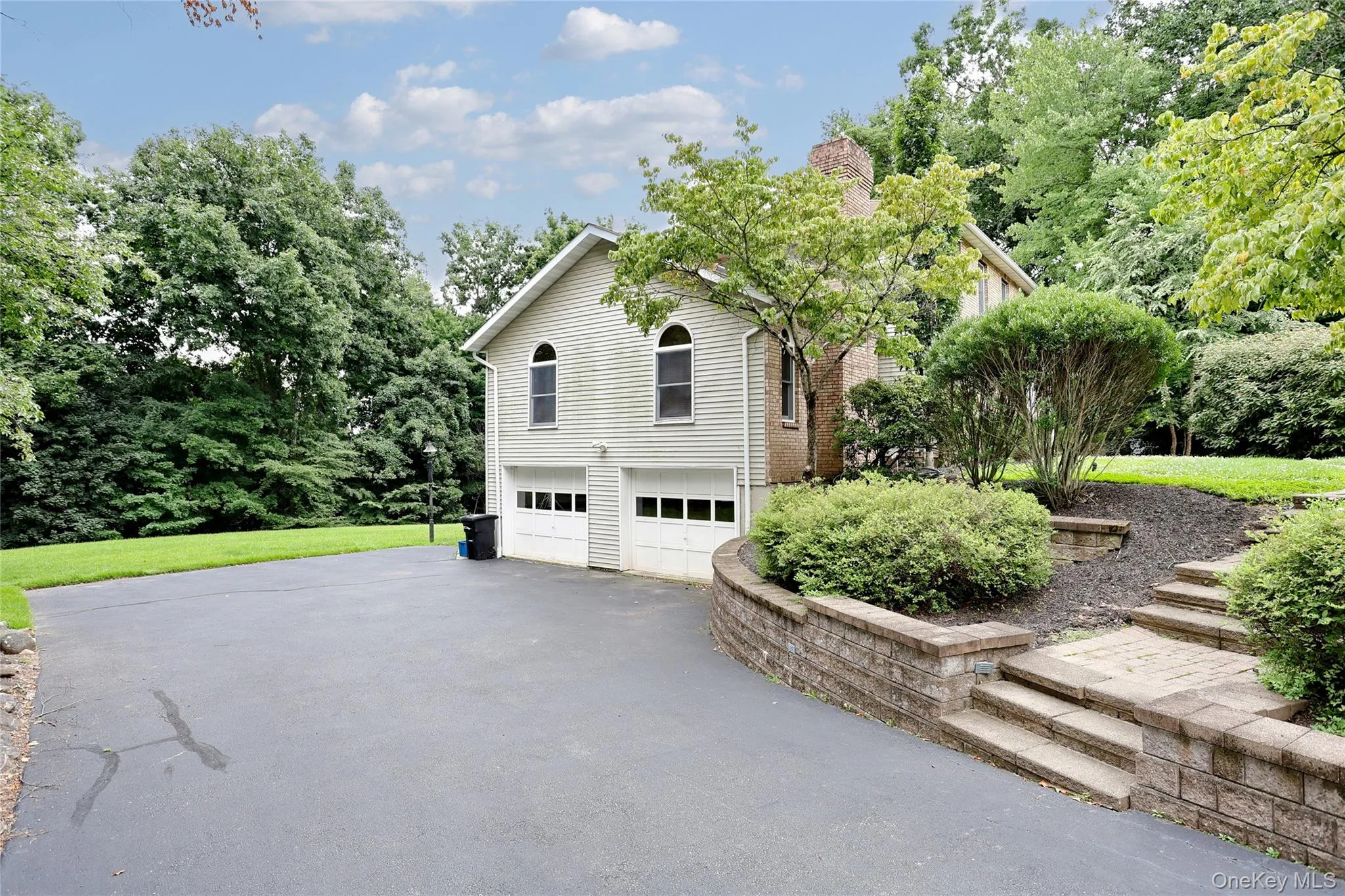 6 Nicole Way, Ramapo, NY, 4 Bedrooms Bedrooms, 10 Rooms Rooms,2 BathroomsBathrooms,Residential,For Rent,Nicole,0,1041516 6 Nicole Way, Ramapo, NY, 4 Bedrooms Bedrooms, 10 Rooms Rooms,2 BathroomsBathrooms,Residential,For Rent,Nicole,0,1041516
