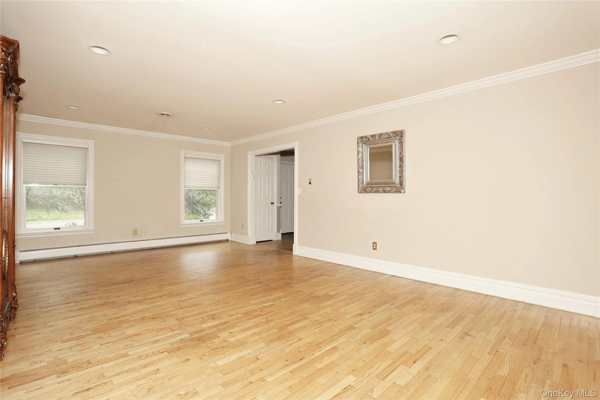 6 Nicole Way, Ramapo, NY, 4 Bedrooms Bedrooms, 10 Rooms Rooms,2 BathroomsBathrooms,Residential,For Rent,Nicole,0,1041516 6 Nicole Way, Ramapo, NY, 4 Bedrooms Bedrooms, 10 Rooms Rooms,2 BathroomsBathrooms,Residential,For Rent,Nicole,0,1041516