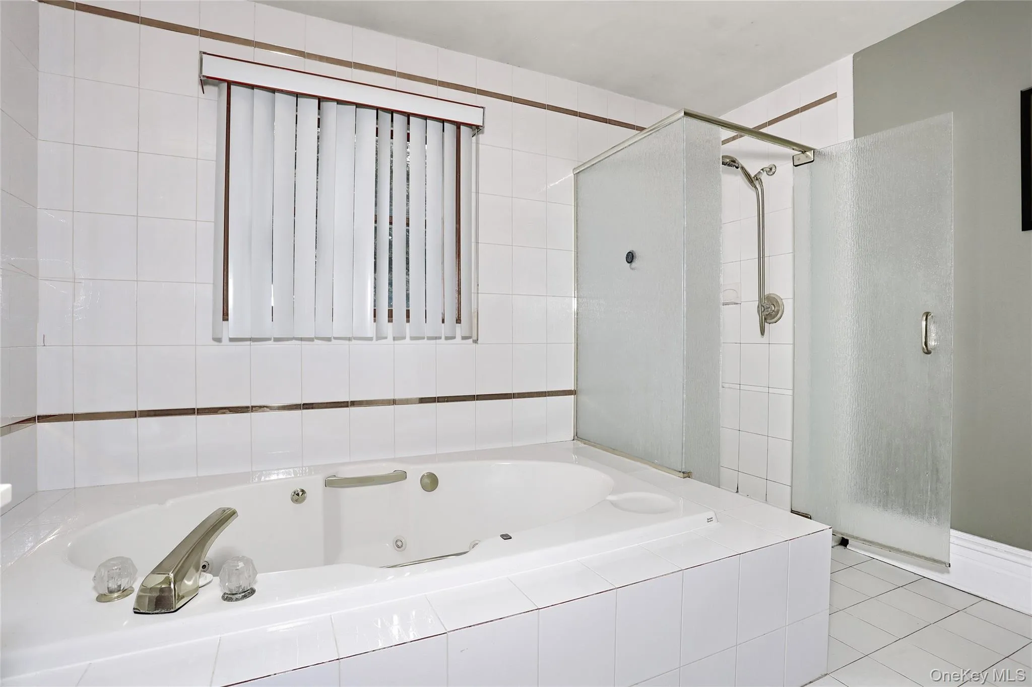 6 Nicole Way, Ramapo, NY, 4 Bedrooms Bedrooms, 10 Rooms Rooms,2 BathroomsBathrooms,Residential,For Rent,Nicole,0,1041516 6 Nicole Way, Ramapo, NY, 4 Bedrooms Bedrooms, 10 Rooms Rooms,2 BathroomsBathrooms,Residential,For Rent,Nicole,0,1041516