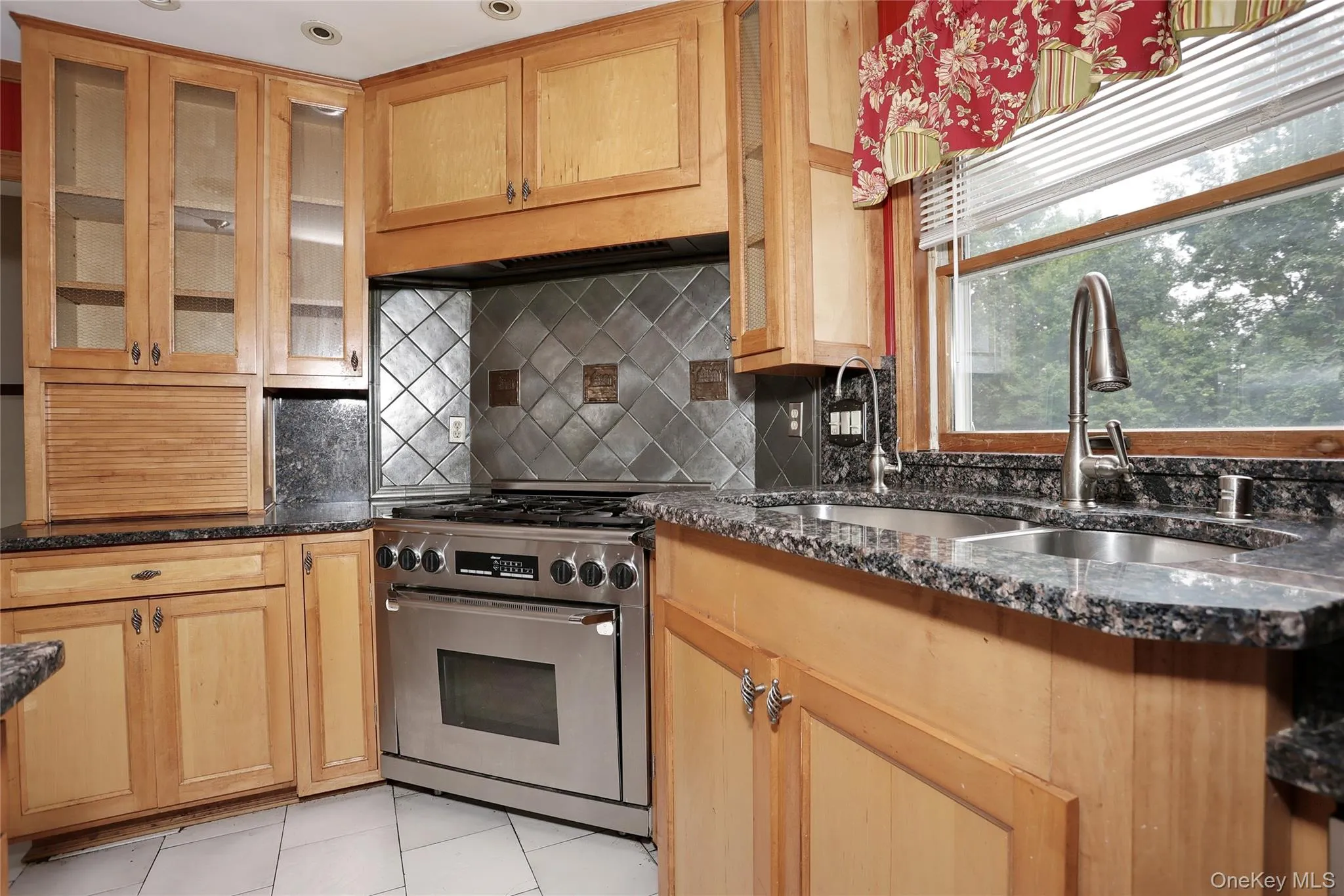 6 Nicole Way, Ramapo, NY, 4 Bedrooms Bedrooms, 10 Rooms Rooms,2 BathroomsBathrooms,Residential,For Rent,Nicole,0,1041516 6 Nicole Way, Ramapo, NY, 4 Bedrooms Bedrooms, 10 Rooms Rooms,2 BathroomsBathrooms,Residential,For Rent,Nicole,0,1041516