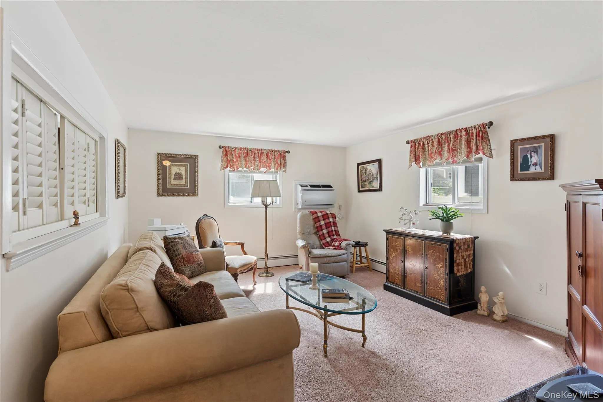 1928 Gormley Avenue, Hempstead, NY, 4 Bedrooms Bedrooms, 8 Rooms Rooms,2 BathroomsBathrooms,Residential,For Rent,Gormley,0,1041517 1928 Gormley Avenue, Hempstead, NY, 4 Bedrooms Bedrooms, 8 Rooms Rooms,2 BathroomsBathrooms,Residential,For Rent,Gormley,0,1041517