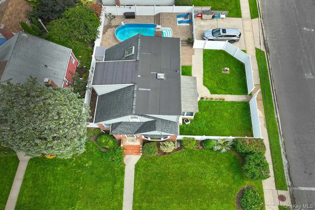 102 Roxbury Road, Hempstead, NY, 4 Bedrooms Bedrooms, 7 Rooms Rooms,2 BathroomsBathrooms,Residential,For Rent,Roxbury,0,1041521 102 Roxbury Road, Hempstead, NY, 4 Bedrooms Bedrooms, 7 Rooms Rooms,2 BathroomsBathrooms,Residential,For Rent,Roxbury,0,1041521