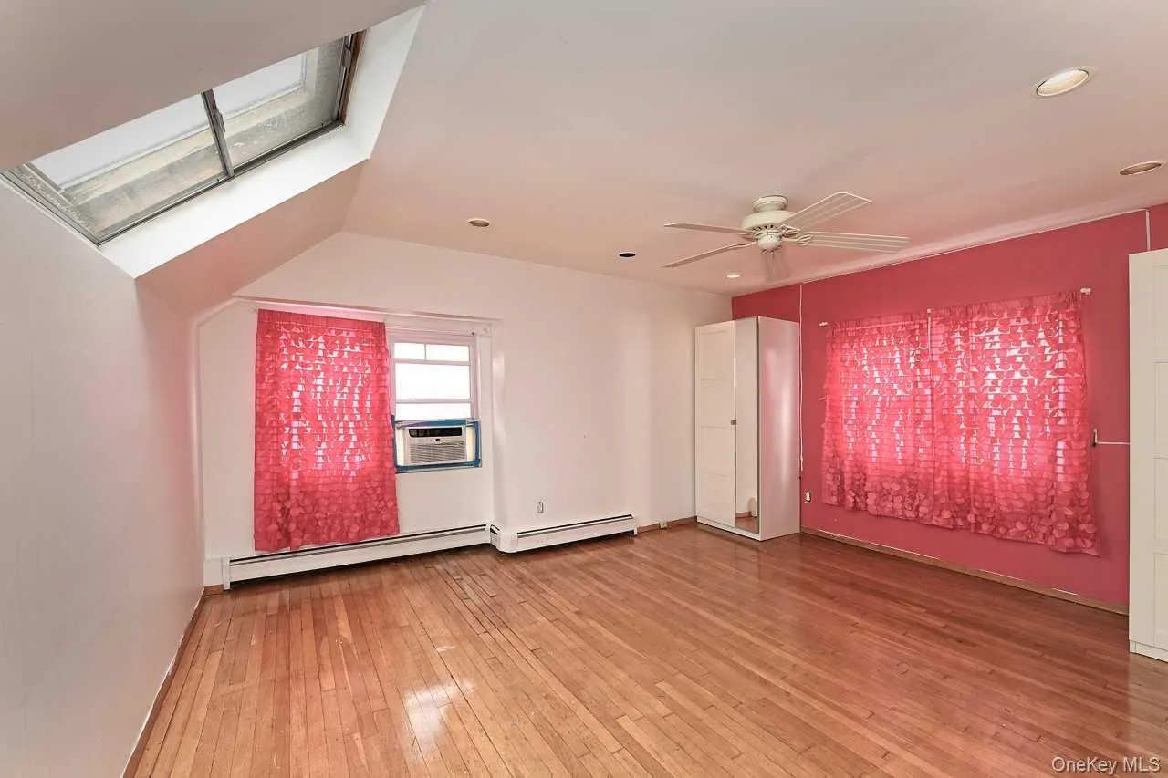 102 Roxbury Road, Hempstead, NY, 4 Bedrooms Bedrooms, 7 Rooms Rooms,2 BathroomsBathrooms,Residential,For Rent,Roxbury,0,1041521 102 Roxbury Road, Hempstead, NY, 4 Bedrooms Bedrooms, 7 Rooms Rooms,2 BathroomsBathrooms,Residential,For Rent,Roxbury,0,1041521