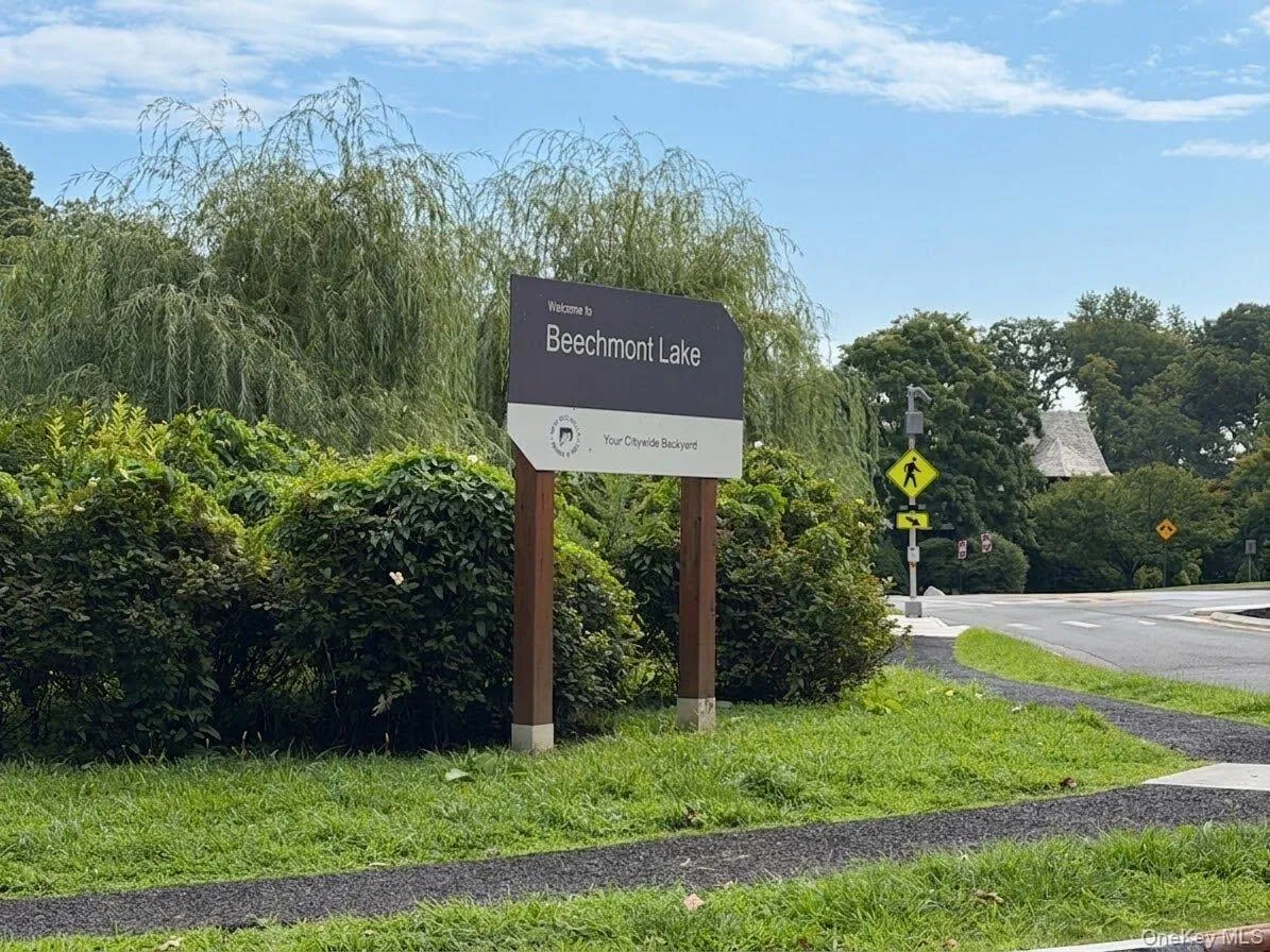 44 Hillside Lane, New Rochelle, NY, 4 Bedrooms Bedrooms, 8 Rooms Rooms,2 BathroomsBathrooms,Residential,For Rent,Hillside,0,1041525 44 Hillside Lane, New Rochelle, NY, 4 Bedrooms Bedrooms, 8 Rooms Rooms,2 BathroomsBathrooms,Residential,For Rent,Hillside,0,1041525