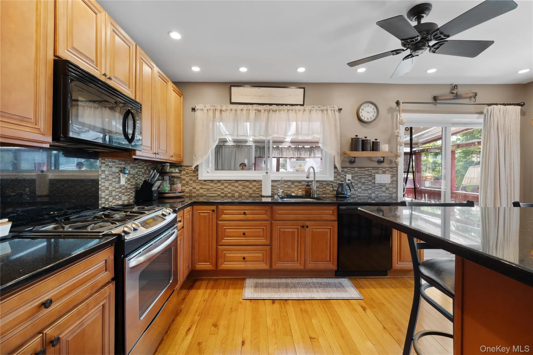 733 9th Street, West Babylon, NY, 4 Bedrooms Bedrooms, 7 Rooms Rooms,2 BathroomsBathrooms,Residential,For Rent,9th,0,1041530 733 9th Street, West Babylon, NY, 4 Bedrooms Bedrooms, 7 Rooms Rooms,2 BathroomsBathrooms,Residential,For Rent,9th,0,1041530