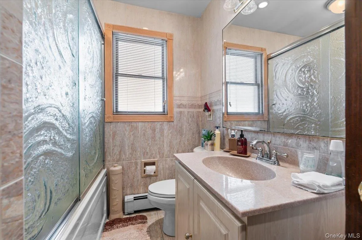 10 Enness Avenue, Oyster Bay, NY, 4 Bedrooms Bedrooms, 8 Rooms Rooms,3 BathroomsBathrooms,Residential,For Rent,Enness,0,1041531 10 Enness Avenue, Oyster Bay, NY, 4 Bedrooms Bedrooms, 8 Rooms Rooms,3 BathroomsBathrooms,Residential,For Rent,Enness,0,1041531