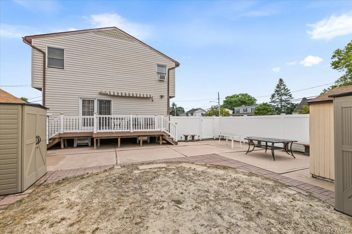 10 Enness Avenue, Oyster Bay, NY, 4 Bedrooms Bedrooms, 8 Rooms Rooms,3 BathroomsBathrooms,Residential,For Rent,Enness,0,1041531 10 Enness Avenue, Oyster Bay, NY, 4 Bedrooms Bedrooms, 8 Rooms Rooms,3 BathroomsBathrooms,Residential,For Rent,Enness,0,1041531