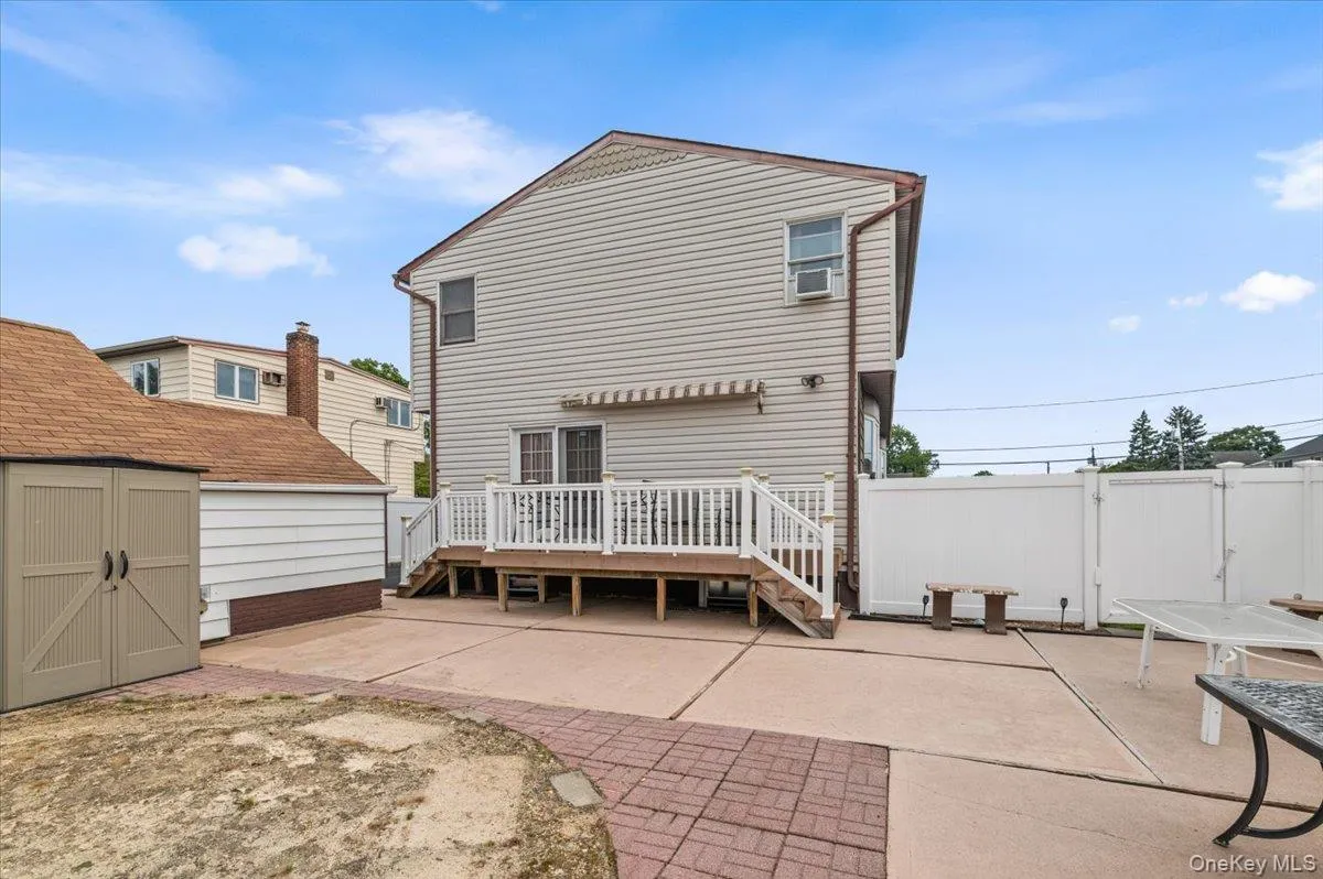 10 Enness Avenue, Oyster Bay, NY, 4 Bedrooms Bedrooms, 8 Rooms Rooms,3 BathroomsBathrooms,Residential,For Rent,Enness,0,1041531 10 Enness Avenue, Oyster Bay, NY, 4 Bedrooms Bedrooms, 8 Rooms Rooms,3 BathroomsBathrooms,Residential,For Rent,Enness,0,1041531