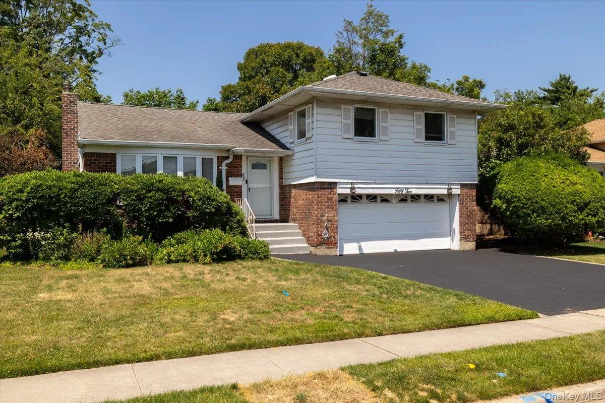 52 blanche, Oyster Bay, NY, 3 Bedrooms Bedrooms, 5 Rooms Rooms,3 BathroomsBathrooms,Residential,For Rent,blanche,0,1041532 52 blanche, Oyster Bay, NY, 3 Bedrooms Bedrooms, 5 Rooms Rooms,3 BathroomsBathrooms,Residential,For Rent,blanche,0,1041532