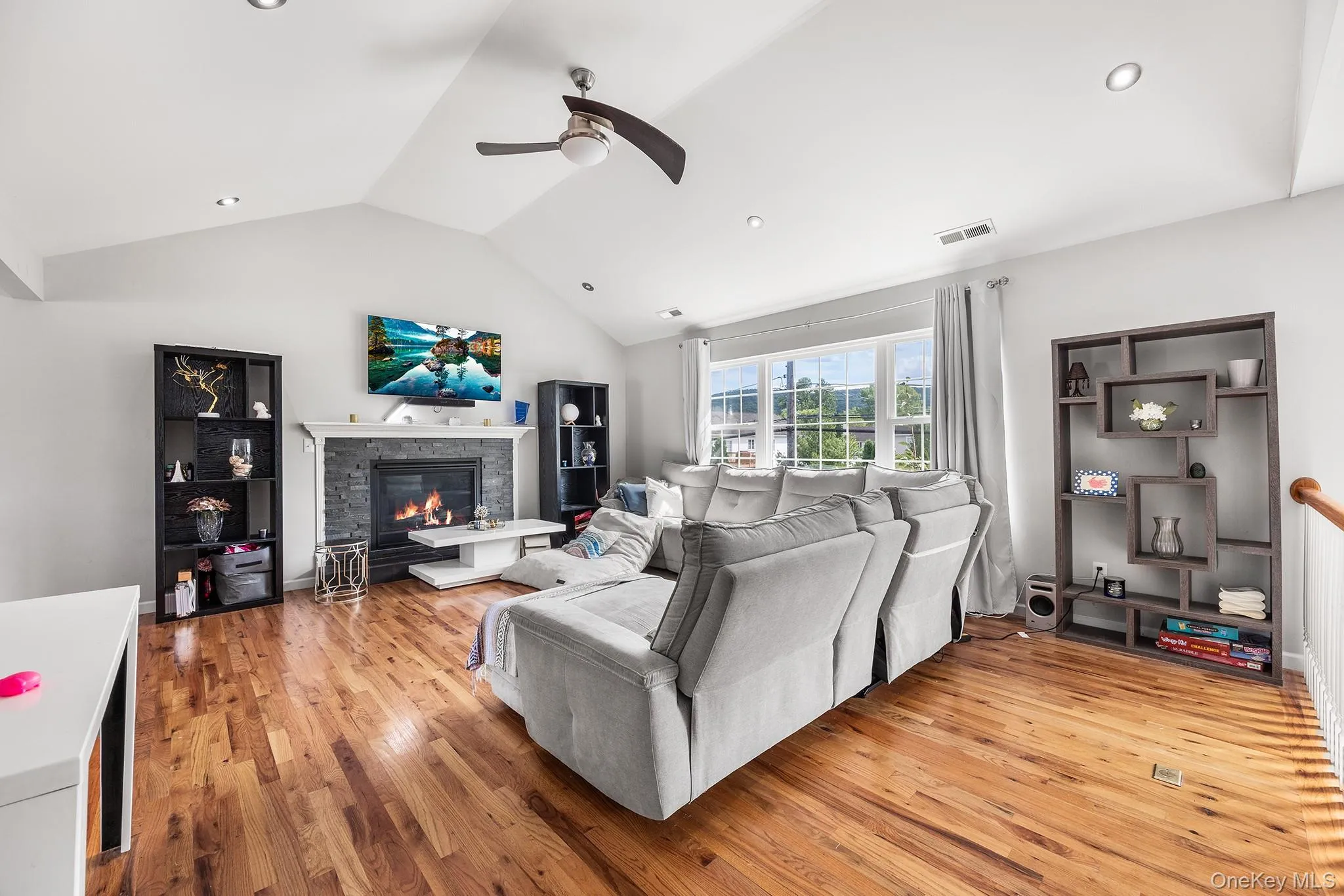 1 Sanford Avenue, Chester Town, NY, 4 Bedrooms Bedrooms, 8 Rooms Rooms,3 BathroomsBathrooms,Residential,For Rent,Sanford,0,1041533 1 Sanford Avenue, Chester Town, NY, 4 Bedrooms Bedrooms, 8 Rooms Rooms,3 BathroomsBathrooms,Residential,For Rent,Sanford,0,1041533
