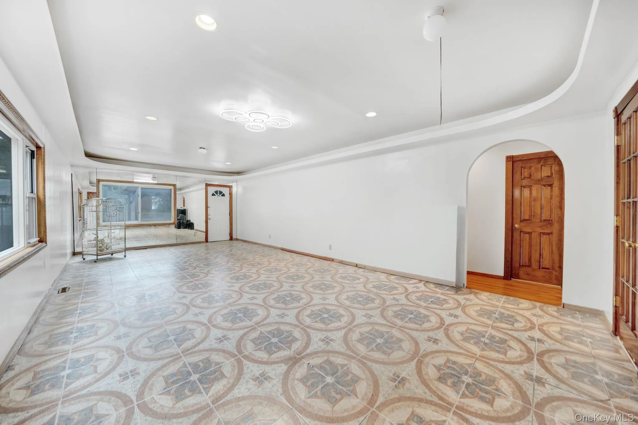19014 Haywood Road, New York, NY, 6 Bedrooms Bedrooms, 12 Rooms Rooms,4 BathroomsBathrooms,Residential,For Rent,Haywood,0,1041537 19014 Haywood Road, New York, NY, 6 Bedrooms Bedrooms, 12 Rooms Rooms,4 BathroomsBathrooms,Residential,For Rent,Haywood,0,1041537