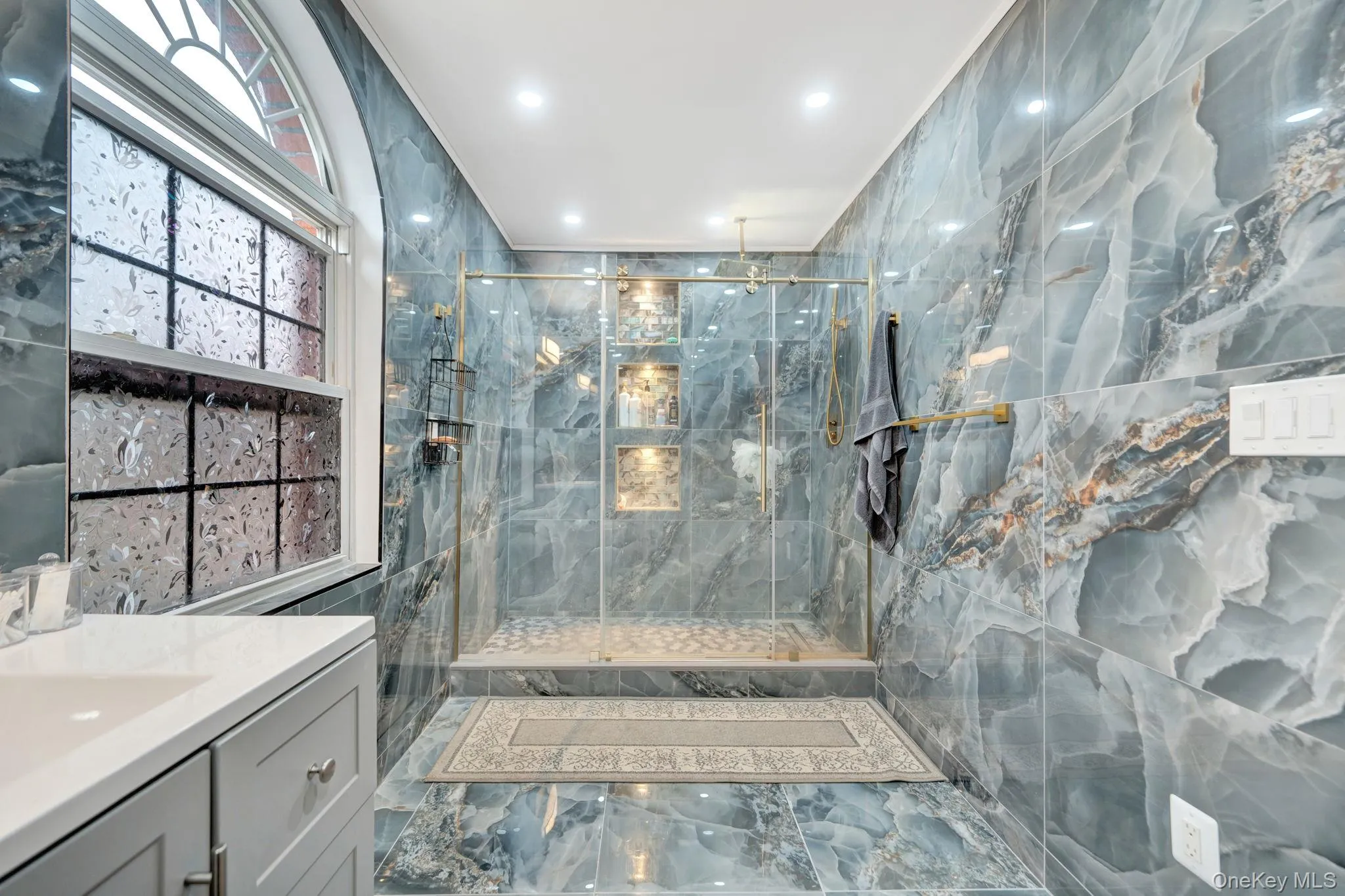 19014 Haywood Road, New York, NY, 6 Bedrooms Bedrooms, 12 Rooms Rooms,4 BathroomsBathrooms,Residential,For Rent,Haywood,0,1041537 19014 Haywood Road, New York, NY, 6 Bedrooms Bedrooms, 12 Rooms Rooms,4 BathroomsBathrooms,Residential,For Rent,Haywood,0,1041537