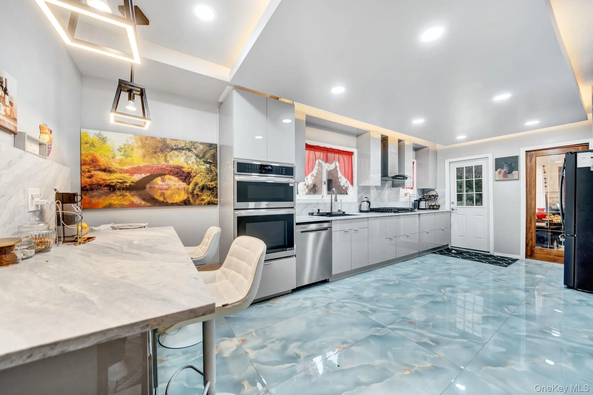 19014 Haywood Road, New York, NY, 6 Bedrooms Bedrooms, 12 Rooms Rooms,4 BathroomsBathrooms,Residential,For Rent,Haywood,0,1041537 19014 Haywood Road, New York, NY, 6 Bedrooms Bedrooms, 12 Rooms Rooms,4 BathroomsBathrooms,Residential,For Rent,Haywood,0,1041537