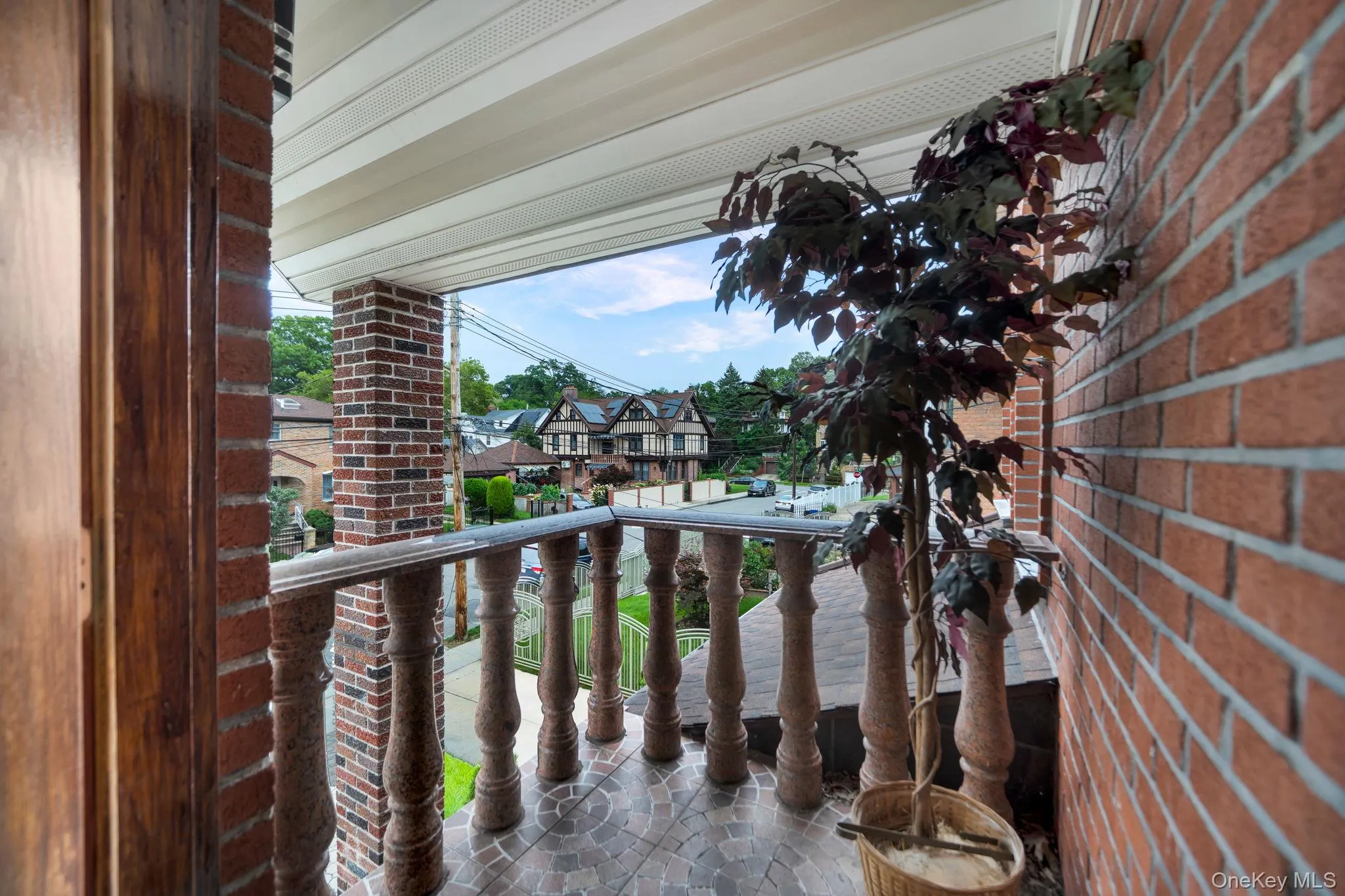 19014 Haywood Road, New York, NY, 6 Bedrooms Bedrooms, 12 Rooms Rooms,4 BathroomsBathrooms,Residential,For Rent,Haywood,0,1041537 19014 Haywood Road, New York, NY, 6 Bedrooms Bedrooms, 12 Rooms Rooms,4 BathroomsBathrooms,Residential,For Rent,Haywood,0,1041537