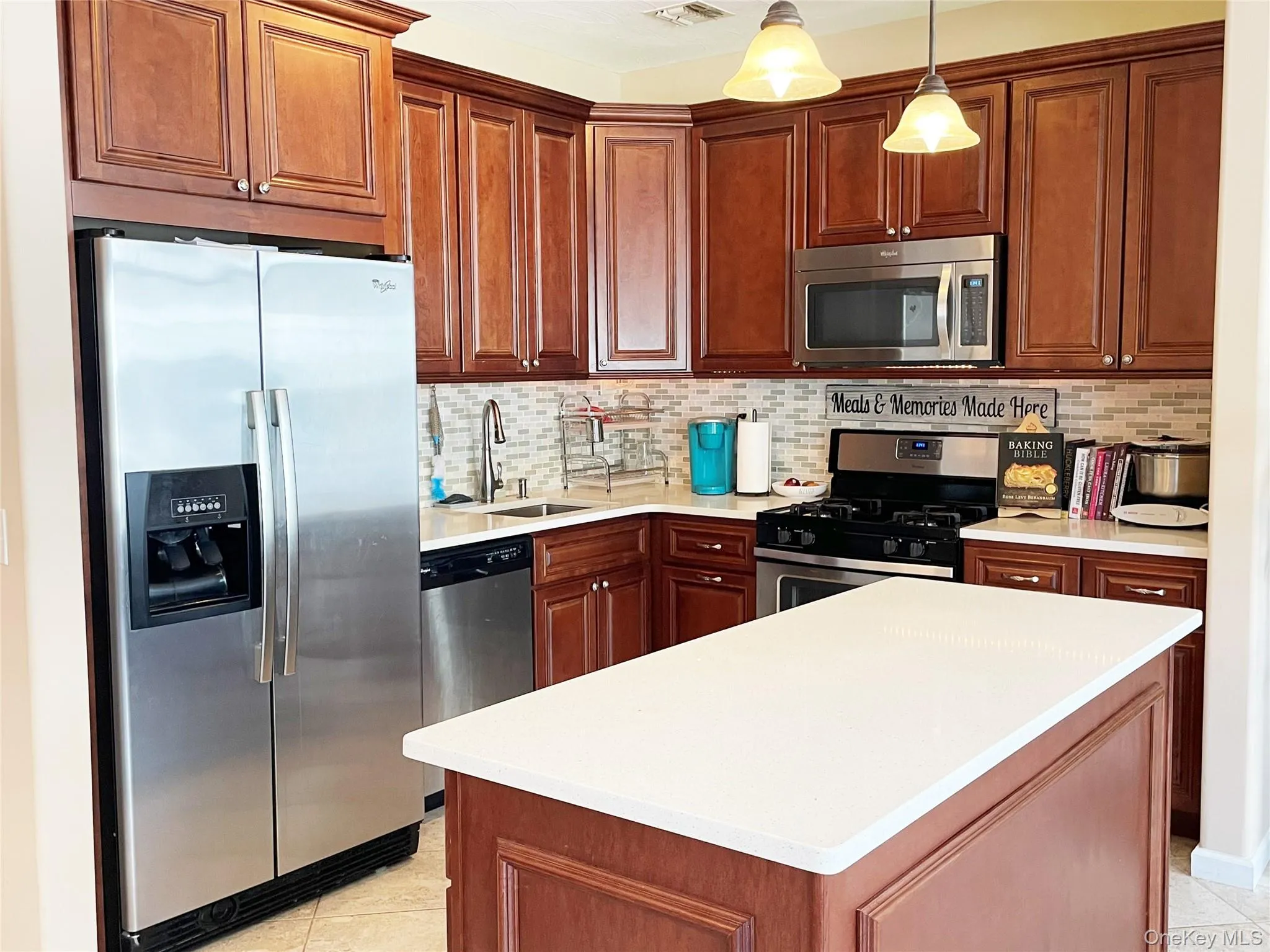245 Beach Breeze Lane, New York, NY, 3 Bedrooms Bedrooms, 6 Rooms Rooms,2 BathroomsBathrooms,Residential Lease,For Rent,Beach Breeze,0,1041539 245 Beach Breeze Lane, New York, NY, 3 Bedrooms Bedrooms, 6 Rooms Rooms,2 BathroomsBathrooms,Residential Lease,For Rent,Beach Breeze,0,1041539