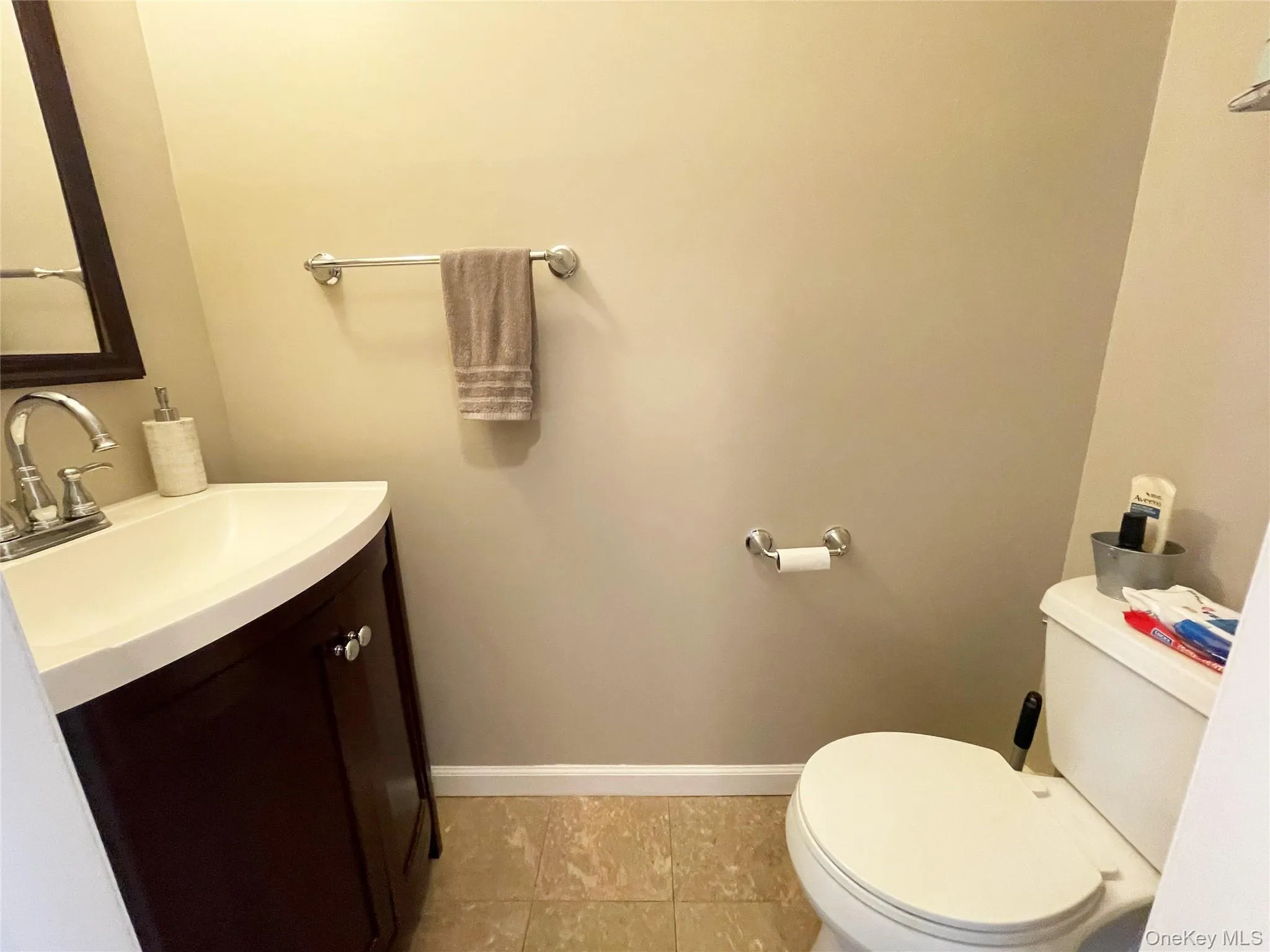 245 Beach Breeze Lane, New York, NY, 3 Bedrooms Bedrooms, 6 Rooms Rooms,2 BathroomsBathrooms,Residential Lease,For Rent,Beach Breeze,0,1041539 245 Beach Breeze Lane, New York, NY, 3 Bedrooms Bedrooms, 6 Rooms Rooms,2 BathroomsBathrooms,Residential Lease,For Rent,Beach Breeze,0,1041539