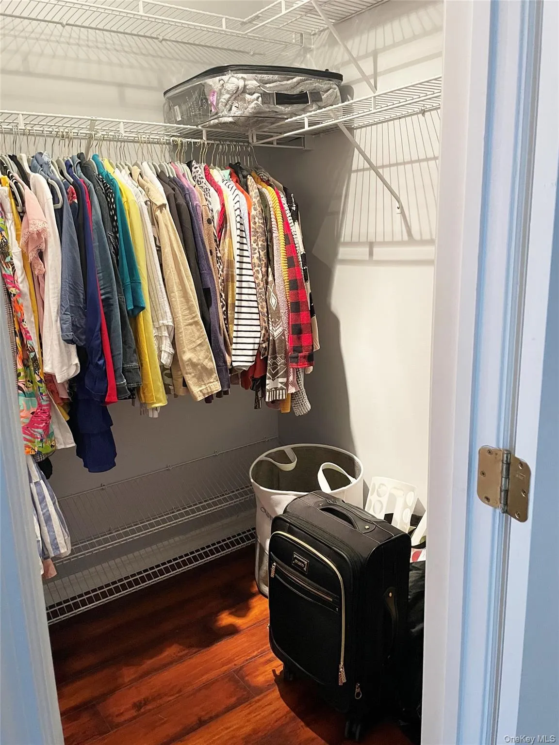 245 Beach Breeze Lane, New York, NY, 3 Bedrooms Bedrooms, 6 Rooms Rooms,2 BathroomsBathrooms,Residential Lease,For Rent,Beach Breeze,0,1041539 245 Beach Breeze Lane, New York, NY, 3 Bedrooms Bedrooms, 6 Rooms Rooms,2 BathroomsBathrooms,Residential Lease,For Rent,Beach Breeze,0,1041539