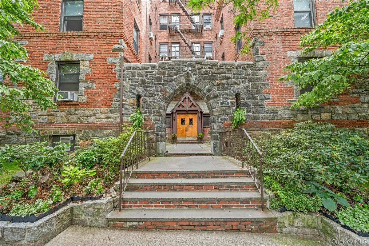 20 William Street, Mount Vernon, NY, 1 Bedroom Bedrooms, 4 Rooms Rooms,1 BathroomBathrooms,Residential,For Rent,William,0,1041540 20 William Street, Mount Vernon, NY, 1 Bedroom Bedrooms, 4 Rooms Rooms,1 BathroomBathrooms,Residential,For Rent,William,0,1041540