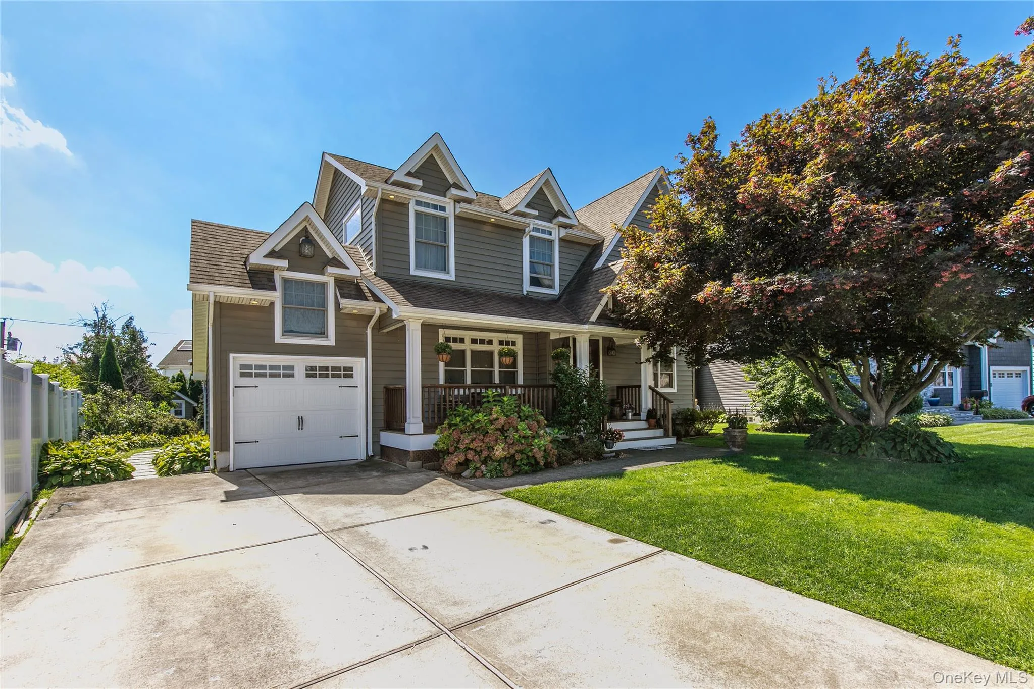 25 Bentley Road, Oyster Bay, NY, 3 Bedrooms Bedrooms, 8 Rooms Rooms,3 BathroomsBathrooms,Residential,For Rent,Bentley,0,1041543 25 Bentley Road, Oyster Bay, NY, 3 Bedrooms Bedrooms, 8 Rooms Rooms,3 BathroomsBathrooms,Residential,For Rent,Bentley,0,1041543