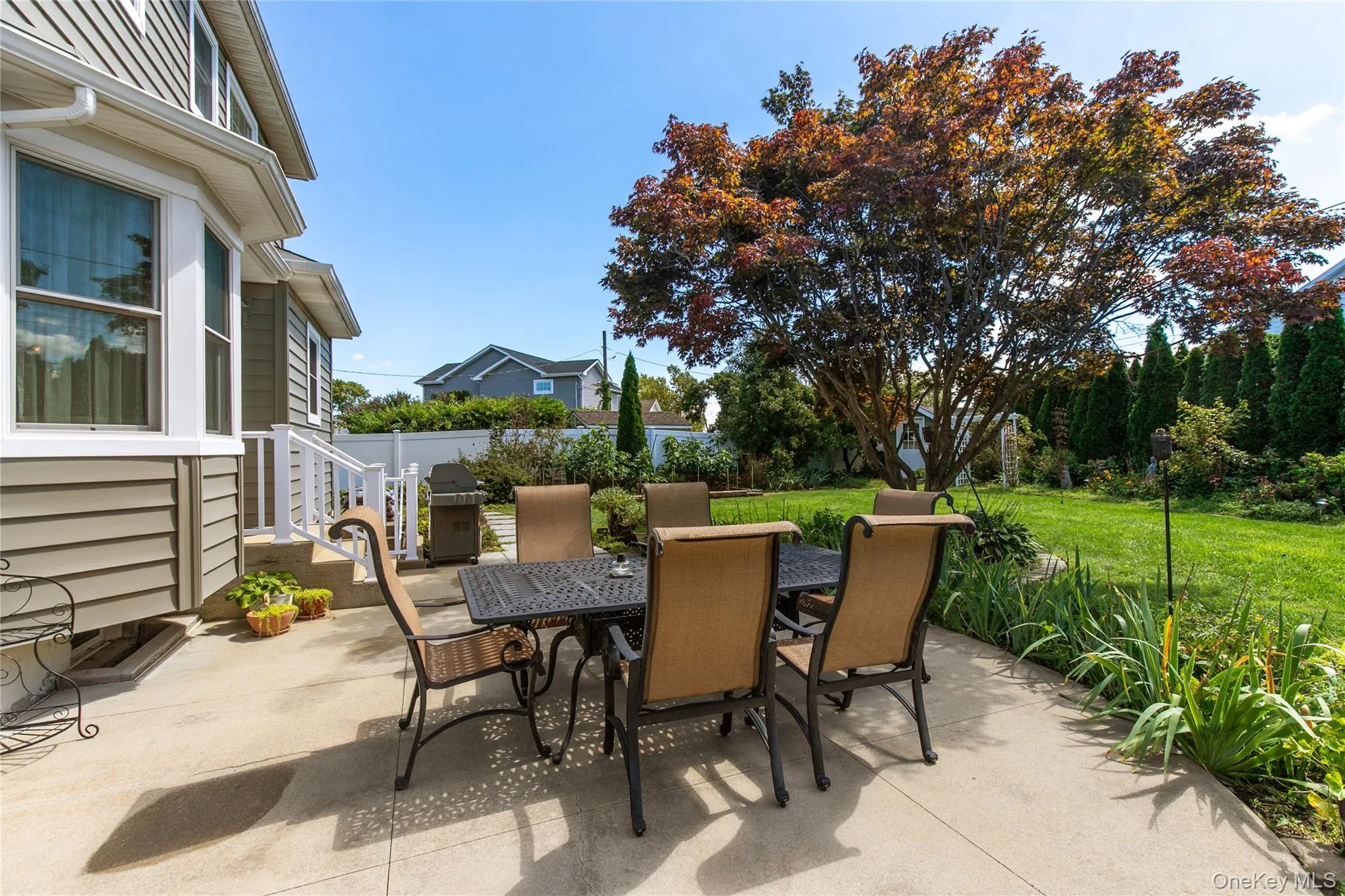 25 Bentley Road, Oyster Bay, NY, 3 Bedrooms Bedrooms, 8 Rooms Rooms,3 BathroomsBathrooms,Residential,For Rent,Bentley,0,1041543 25 Bentley Road, Oyster Bay, NY, 3 Bedrooms Bedrooms, 8 Rooms Rooms,3 BathroomsBathrooms,Residential,For Rent,Bentley,0,1041543