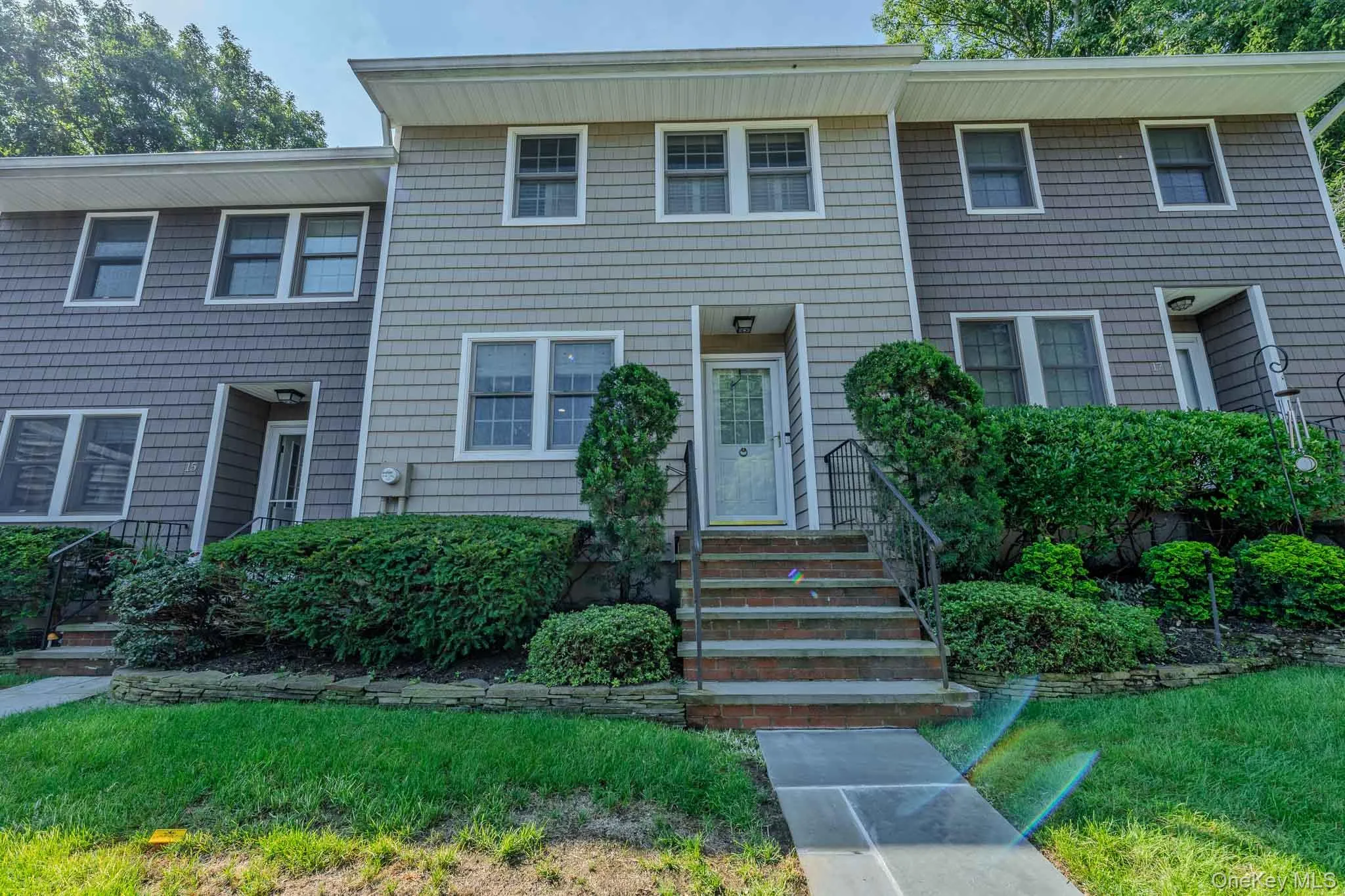 16 Pine Street, Huntington, NY, 2 Bedrooms Bedrooms, 5 Rooms Rooms,2 BathroomsBathrooms,Residential Lease,For Rent,Pine,0,1041545 16 Pine Street, Huntington, NY, 2 Bedrooms Bedrooms, 5 Rooms Rooms,2 BathroomsBathrooms,Residential Lease,For Rent,Pine,0,1041545