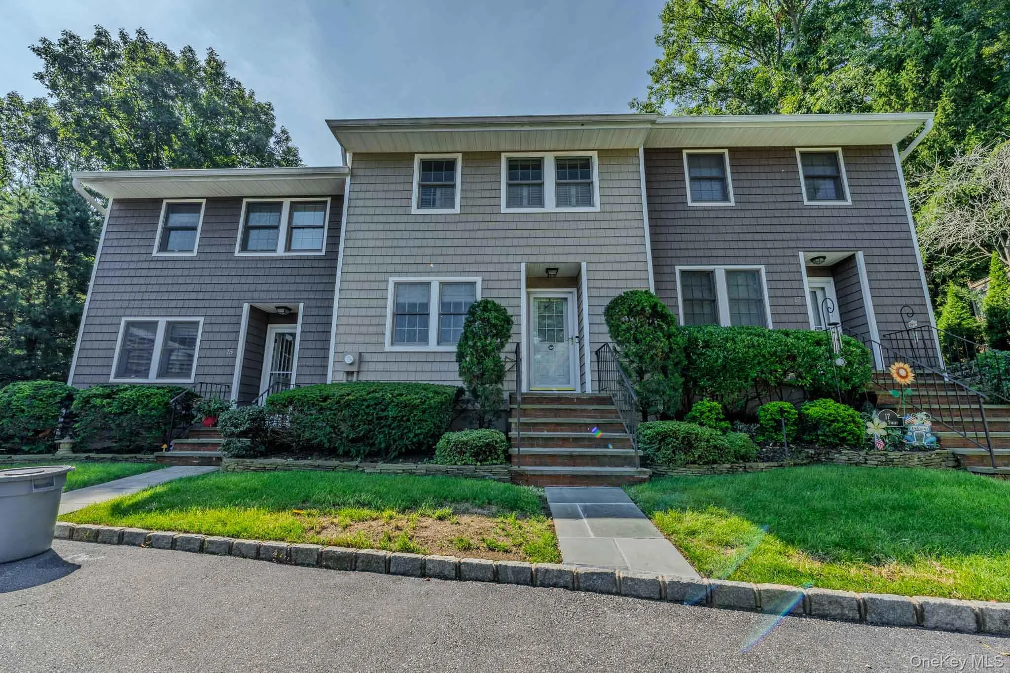 16 Pine Street, Huntington, NY, 2 Bedrooms Bedrooms, 5 Rooms Rooms,2 BathroomsBathrooms,Residential Lease,For Rent,Pine,0,1041545 16 Pine Street, Huntington, NY, 2 Bedrooms Bedrooms, 5 Rooms Rooms,2 BathroomsBathrooms,Residential Lease,For Rent,Pine,0,1041545