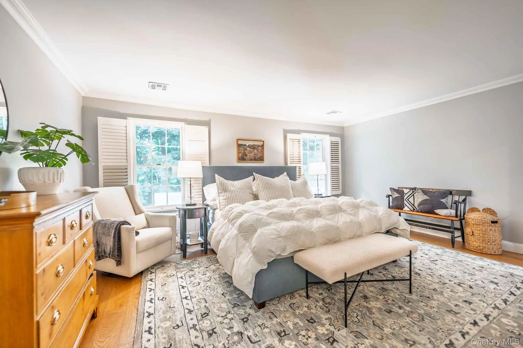 16 Pine Street, Huntington, NY, 2 Bedrooms Bedrooms, 5 Rooms Rooms,2 BathroomsBathrooms,Residential Lease,For Rent,Pine,0,1041545 16 Pine Street, Huntington, NY, 2 Bedrooms Bedrooms, 5 Rooms Rooms,2 BathroomsBathrooms,Residential Lease,For Rent,Pine,0,1041545