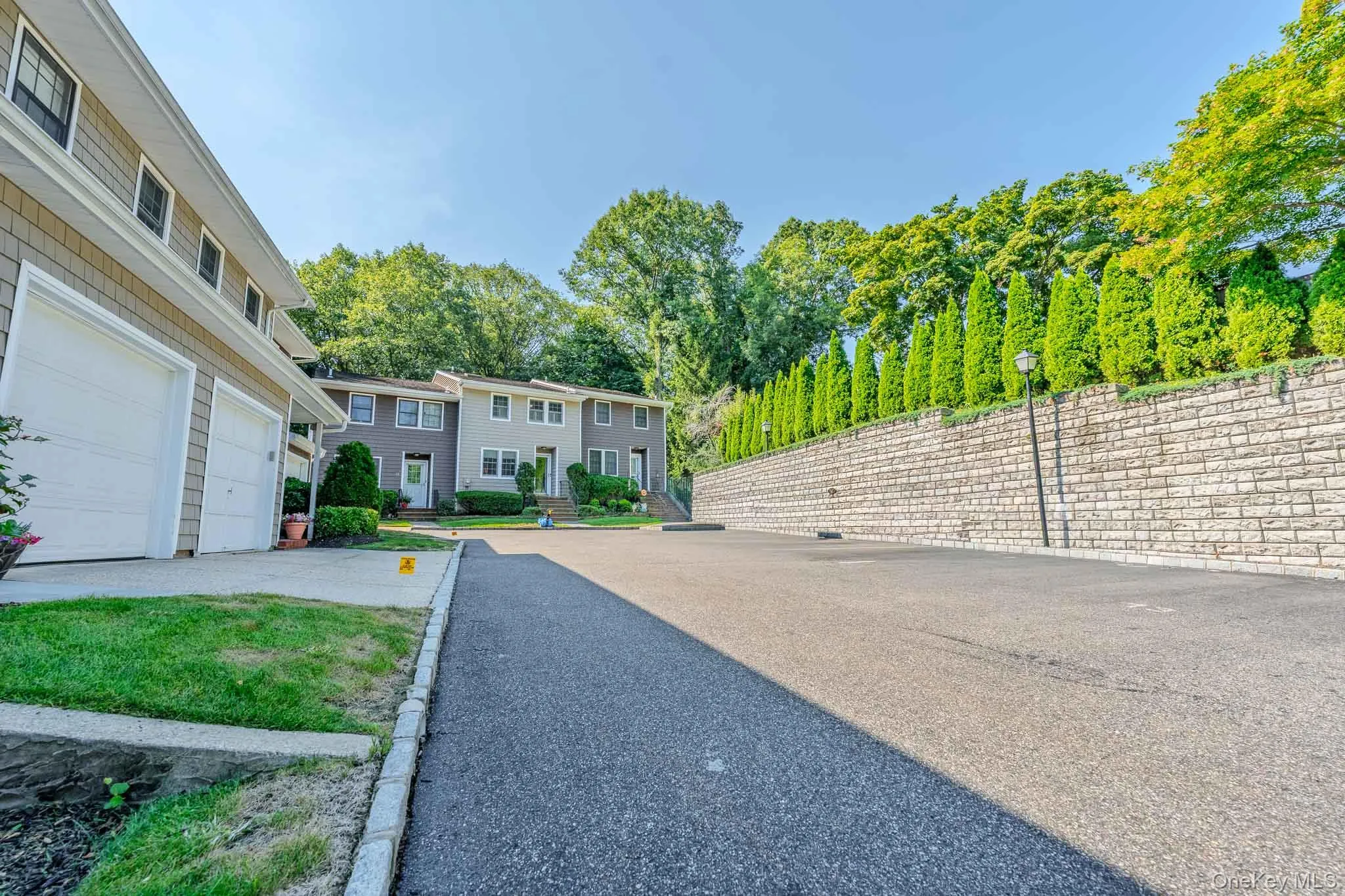 16 Pine Street, Huntington, NY, 2 Bedrooms Bedrooms, 5 Rooms Rooms,2 BathroomsBathrooms,Residential Lease,For Rent,Pine,0,1041545 16 Pine Street, Huntington, NY, 2 Bedrooms Bedrooms, 5 Rooms Rooms,2 BathroomsBathrooms,Residential Lease,For Rent,Pine,0,1041545