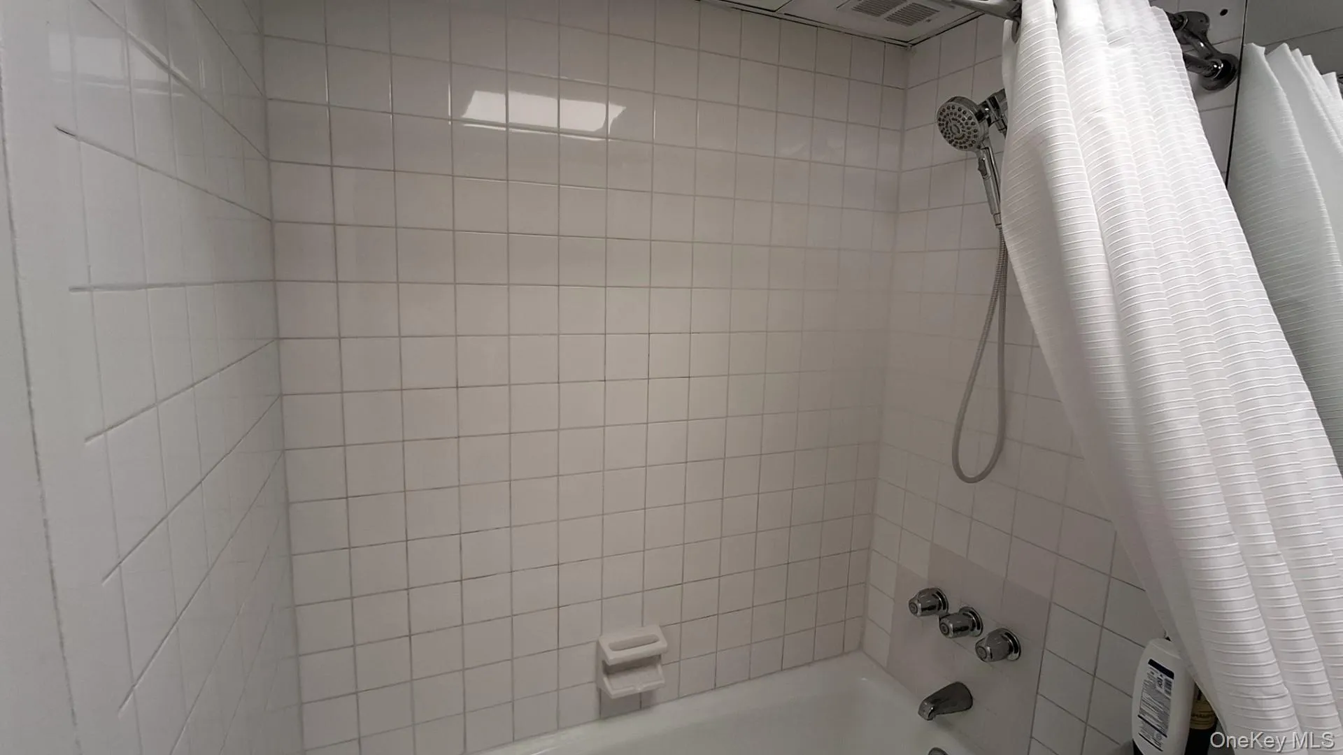 150 Overlook Avenue, Peekskill, NY, 2 Rooms Rooms,1 BathroomBathrooms,Residential,For Rent,Overlook,0,1041547 150 Overlook Avenue, Peekskill, NY, 2 Rooms Rooms,1 BathroomBathrooms,Residential,For Rent,Overlook,0,1041547