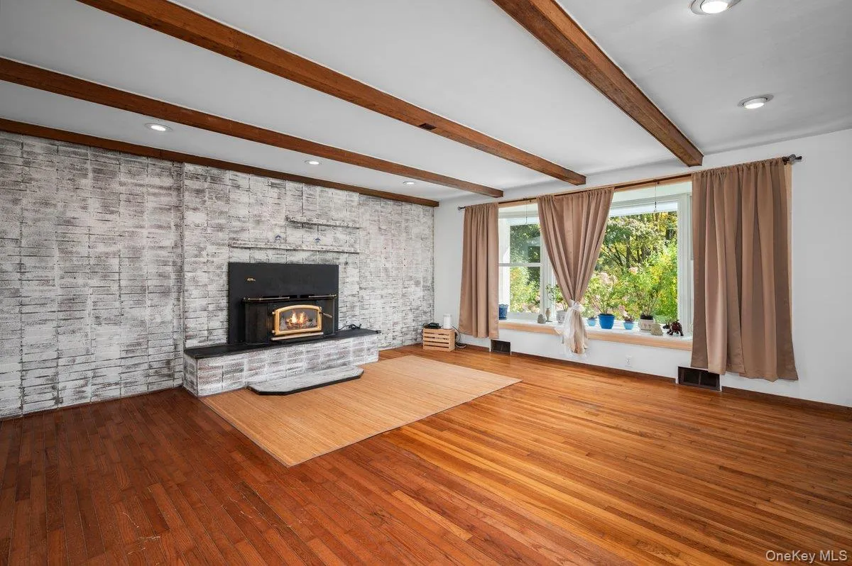 18 Blueberry Hill Road, Carmel, NY, 3 Bedrooms Bedrooms, 3 Rooms Rooms,1 BathroomBathrooms,Residential,For Rent,Blueberry Hill,0,1041553 18 Blueberry Hill Road, Carmel, NY, 3 Bedrooms Bedrooms, 3 Rooms Rooms,1 BathroomBathrooms,Residential,For Rent,Blueberry Hill,0,1041553