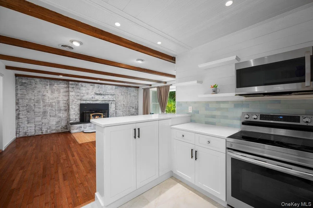 18 Blueberry Hill Road, Carmel, NY, 3 Bedrooms Bedrooms, 3 Rooms Rooms,1 BathroomBathrooms,Residential,For Rent,Blueberry Hill,0,1041553 18 Blueberry Hill Road, Carmel, NY, 3 Bedrooms Bedrooms, 3 Rooms Rooms,1 BathroomBathrooms,Residential,For Rent,Blueberry Hill,0,1041553