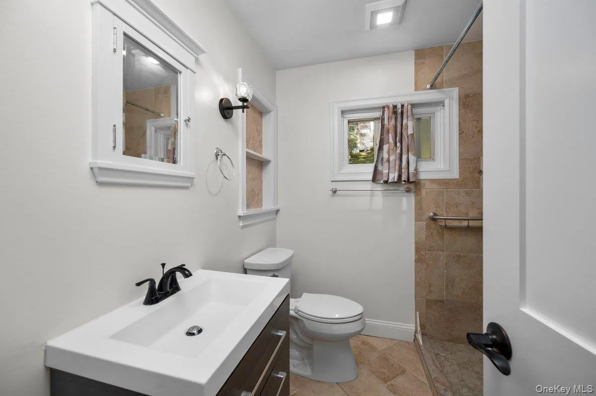 18 Blueberry Hill Road, Carmel, NY, 3 Bedrooms Bedrooms, 3 Rooms Rooms,1 BathroomBathrooms,Residential,For Rent,Blueberry Hill,0,1041553 18 Blueberry Hill Road, Carmel, NY, 3 Bedrooms Bedrooms, 3 Rooms Rooms,1 BathroomBathrooms,Residential,For Rent,Blueberry Hill,0,1041553
