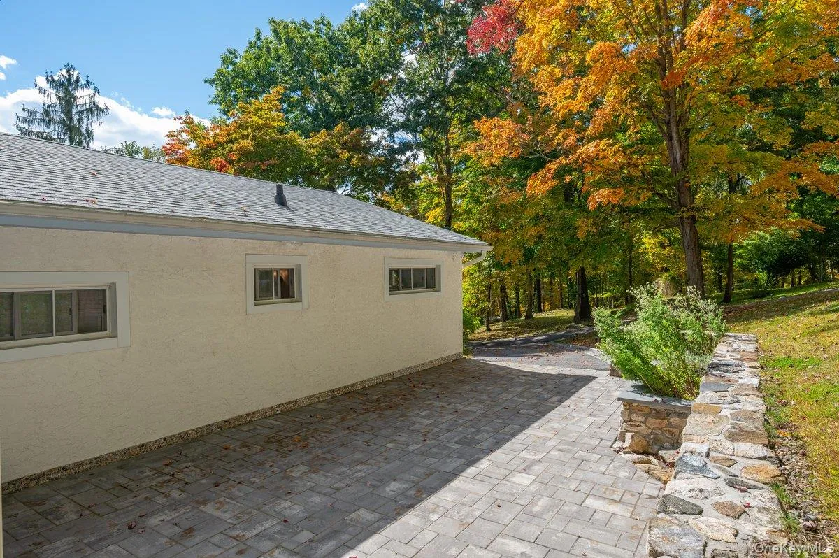 18 Blueberry Hill Road, Carmel, NY, 3 Bedrooms Bedrooms, 3 Rooms Rooms,1 BathroomBathrooms,Residential,For Rent,Blueberry Hill,0,1041553 18 Blueberry Hill Road, Carmel, NY, 3 Bedrooms Bedrooms, 3 Rooms Rooms,1 BathroomBathrooms,Residential,For Rent,Blueberry Hill,0,1041553