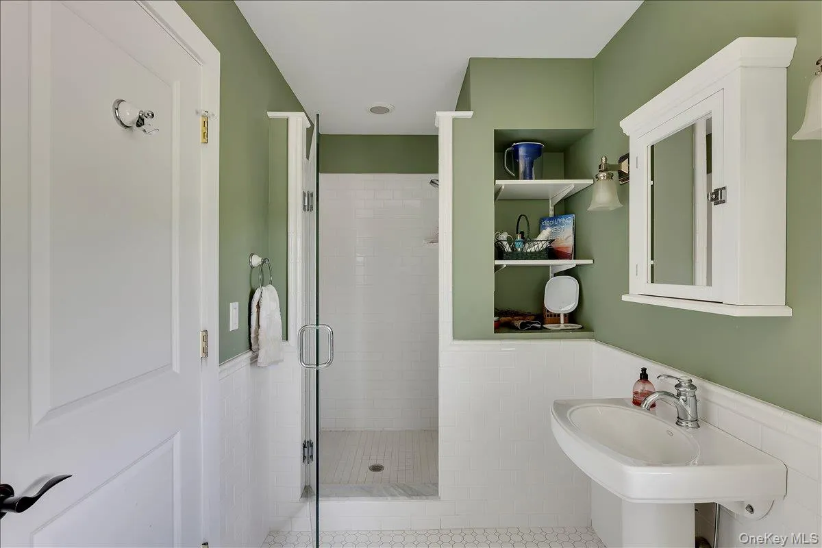 248 Van Wies Point Road, Bethlehem, NY, 4 Bedrooms Bedrooms, 12 Rooms Rooms,4 BathroomsBathrooms,Residential,For Rent,Van Wies Point,0,1041558 248 Van Wies Point Road, Bethlehem, NY, 4 Bedrooms Bedrooms, 12 Rooms Rooms,4 BathroomsBathrooms,Residential,For Rent,Van Wies Point,0,1041558