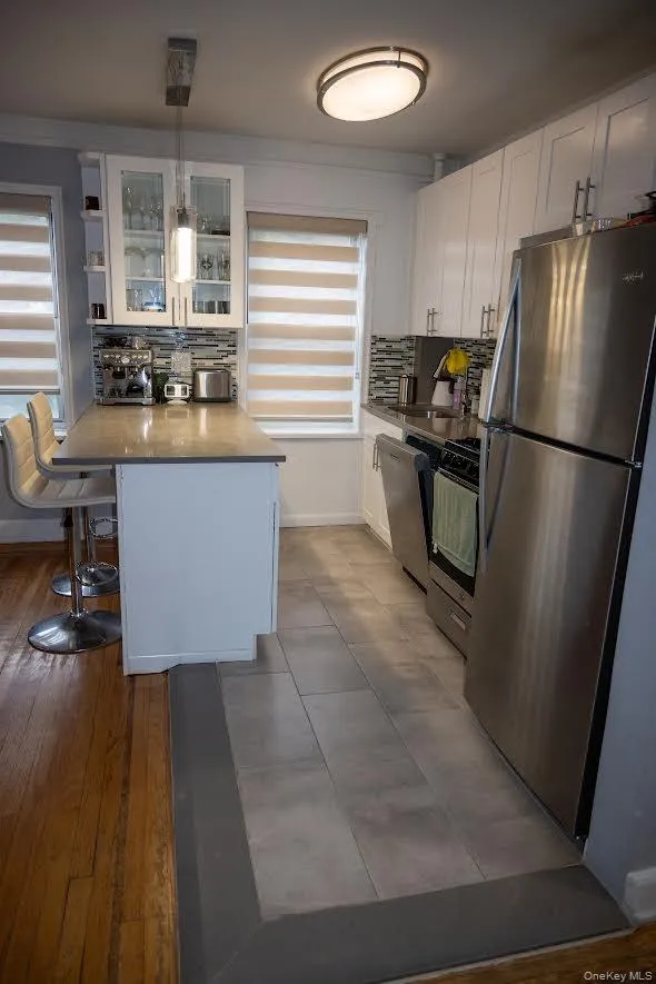 5444 Arlington Avenue, New York, NY, 1 Bedroom Bedrooms, 3 Rooms Rooms,1 BathroomBathrooms,Residential,For Rent,Arlington,0,1041560 5444 Arlington Avenue, New York, NY, 1 Bedroom Bedrooms, 3 Rooms Rooms,1 BathroomBathrooms,Residential,For Rent,Arlington,0,1041560