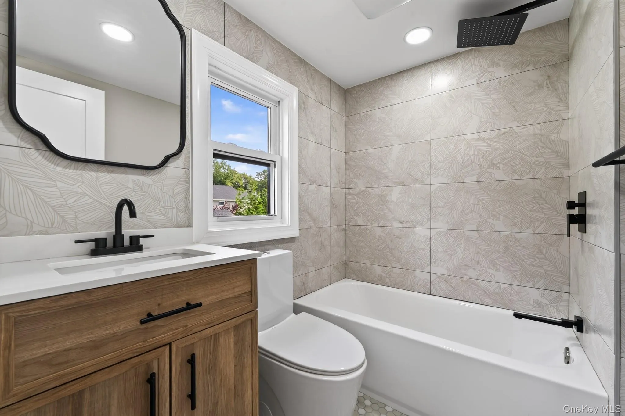203 Massachusetts Avenue, Oyster Bay, NY, 3 Bedrooms Bedrooms, 6 Rooms Rooms,2 BathroomsBathrooms,Residential,For Rent,Massachusetts,0,1041563 203 Massachusetts Avenue, Oyster Bay, NY, 3 Bedrooms Bedrooms, 6 Rooms Rooms,2 BathroomsBathrooms,Residential,For Rent,Massachusetts,0,1041563