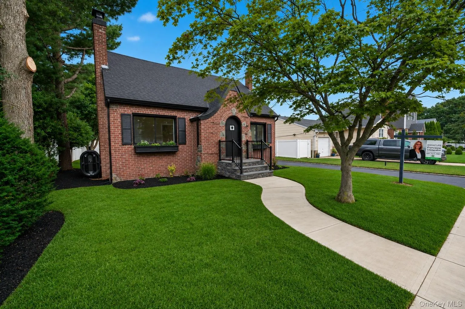 203 Massachusetts Avenue, Oyster Bay, NY, 3 Bedrooms Bedrooms, 6 Rooms Rooms,2 BathroomsBathrooms,Residential,For Rent,Massachusetts,0,1041563 203 Massachusetts Avenue, Oyster Bay, NY, 3 Bedrooms Bedrooms, 6 Rooms Rooms,2 BathroomsBathrooms,Residential,For Rent,Massachusetts,0,1041563