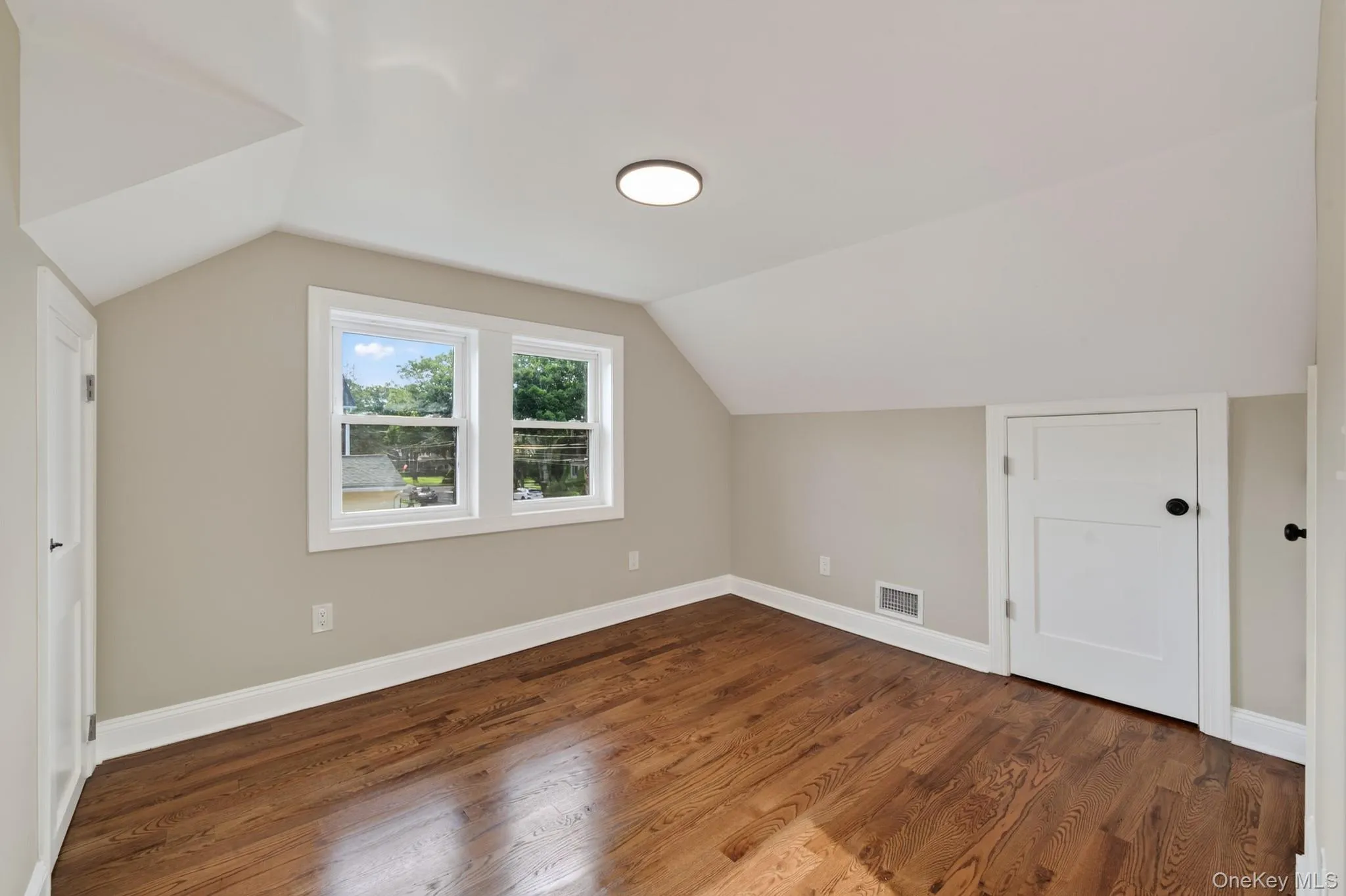 203 Massachusetts Avenue, Oyster Bay, NY, 3 Bedrooms Bedrooms, 6 Rooms Rooms,2 BathroomsBathrooms,Residential,For Rent,Massachusetts,0,1041563 203 Massachusetts Avenue, Oyster Bay, NY, 3 Bedrooms Bedrooms, 6 Rooms Rooms,2 BathroomsBathrooms,Residential,For Rent,Massachusetts,0,1041563