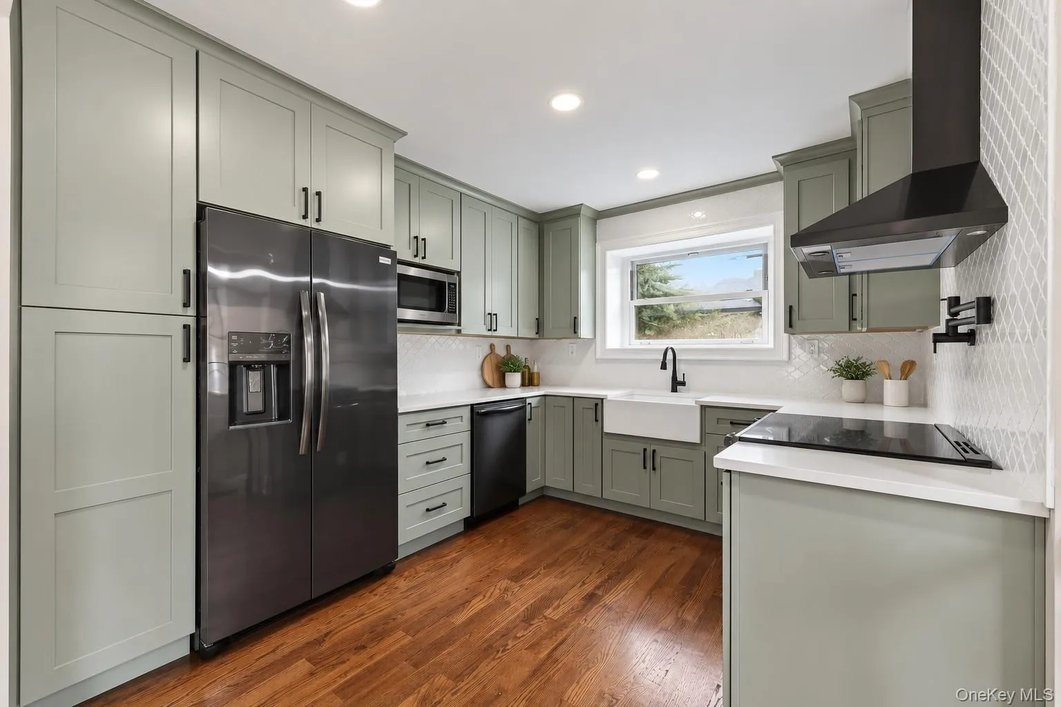 203 Massachusetts Avenue, Oyster Bay, NY, 3 Bedrooms Bedrooms, 6 Rooms Rooms,2 BathroomsBathrooms,Residential,For Rent,Massachusetts,0,1041563 203 Massachusetts Avenue, Oyster Bay, NY, 3 Bedrooms Bedrooms, 6 Rooms Rooms,2 BathroomsBathrooms,Residential,For Rent,Massachusetts,0,1041563