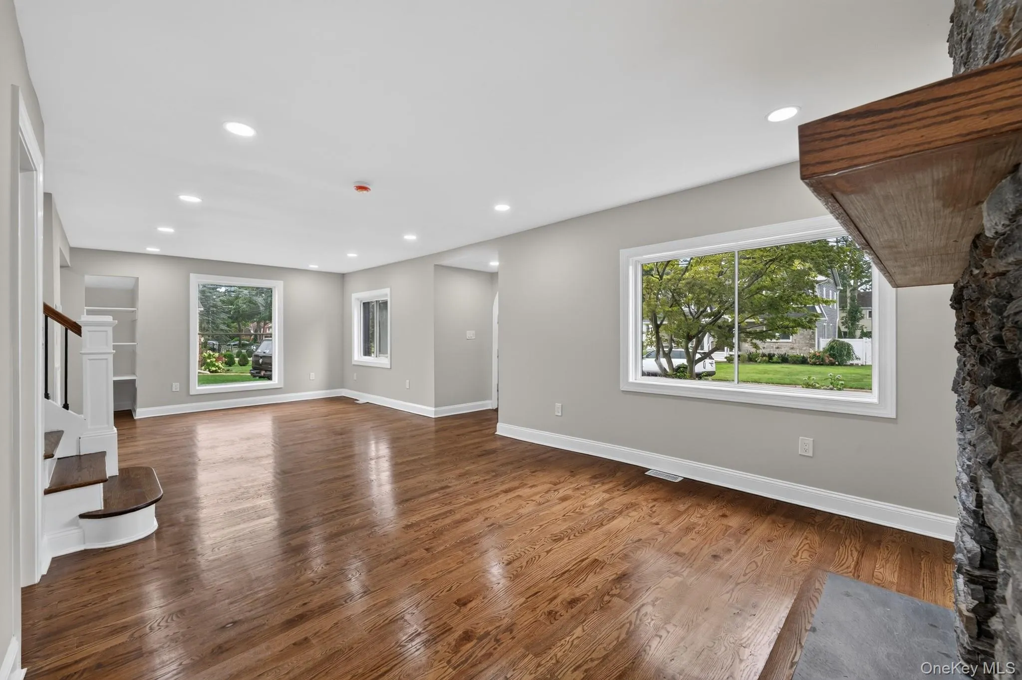 203 Massachusetts Avenue, Oyster Bay, NY, 3 Bedrooms Bedrooms, 6 Rooms Rooms,2 BathroomsBathrooms,Residential,For Rent,Massachusetts,0,1041563 203 Massachusetts Avenue, Oyster Bay, NY, 3 Bedrooms Bedrooms, 6 Rooms Rooms,2 BathroomsBathrooms,Residential,For Rent,Massachusetts,0,1041563