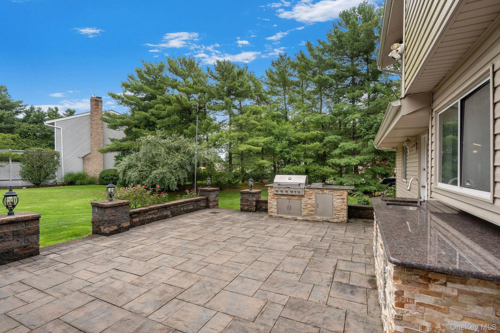 70 Juniper Lane, Oyster Bay, NY, 5 Bedrooms Bedrooms, 12 Rooms Rooms,3 BathroomsBathrooms,Residential,For Rent,Juniper,0,1041566 70 Juniper Lane, Oyster Bay, NY, 5 Bedrooms Bedrooms, 12 Rooms Rooms,3 BathroomsBathrooms,Residential,For Rent,Juniper,0,1041566