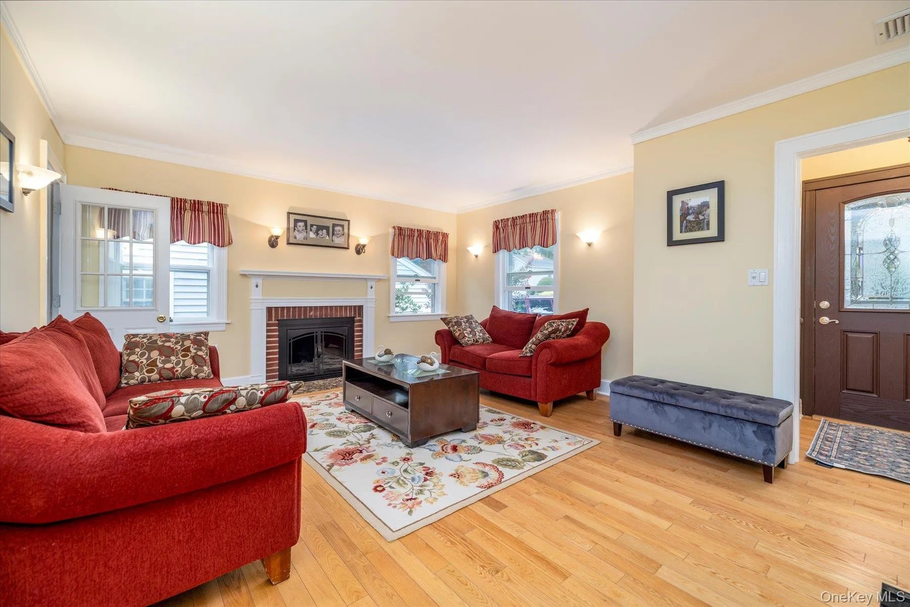 Living room with new hardwood floors throughout 2017 Living room with new hardwood floors throughout 2017