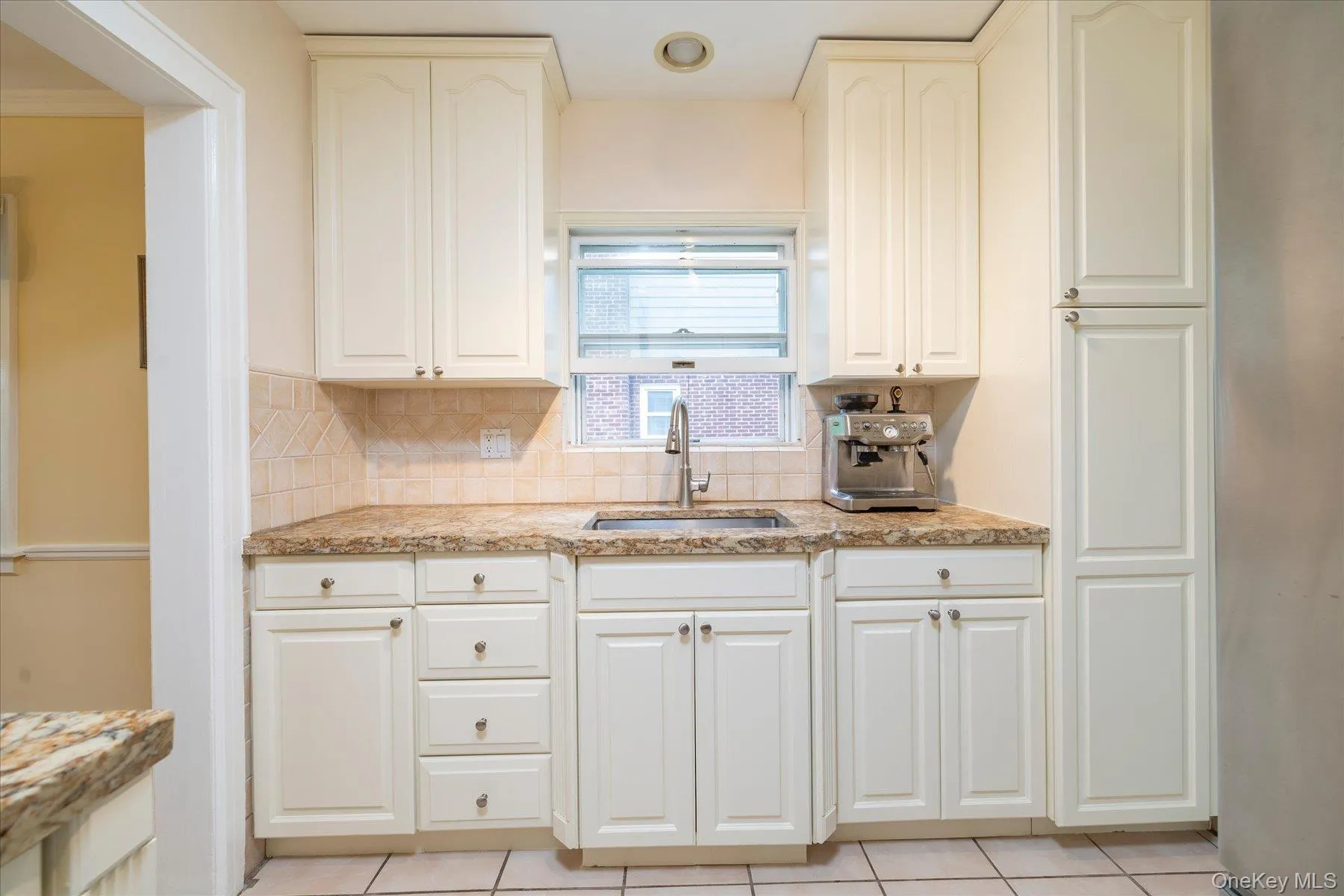 Renovated kitchen with soft-close drawers Renovated kitchen with soft-close drawers