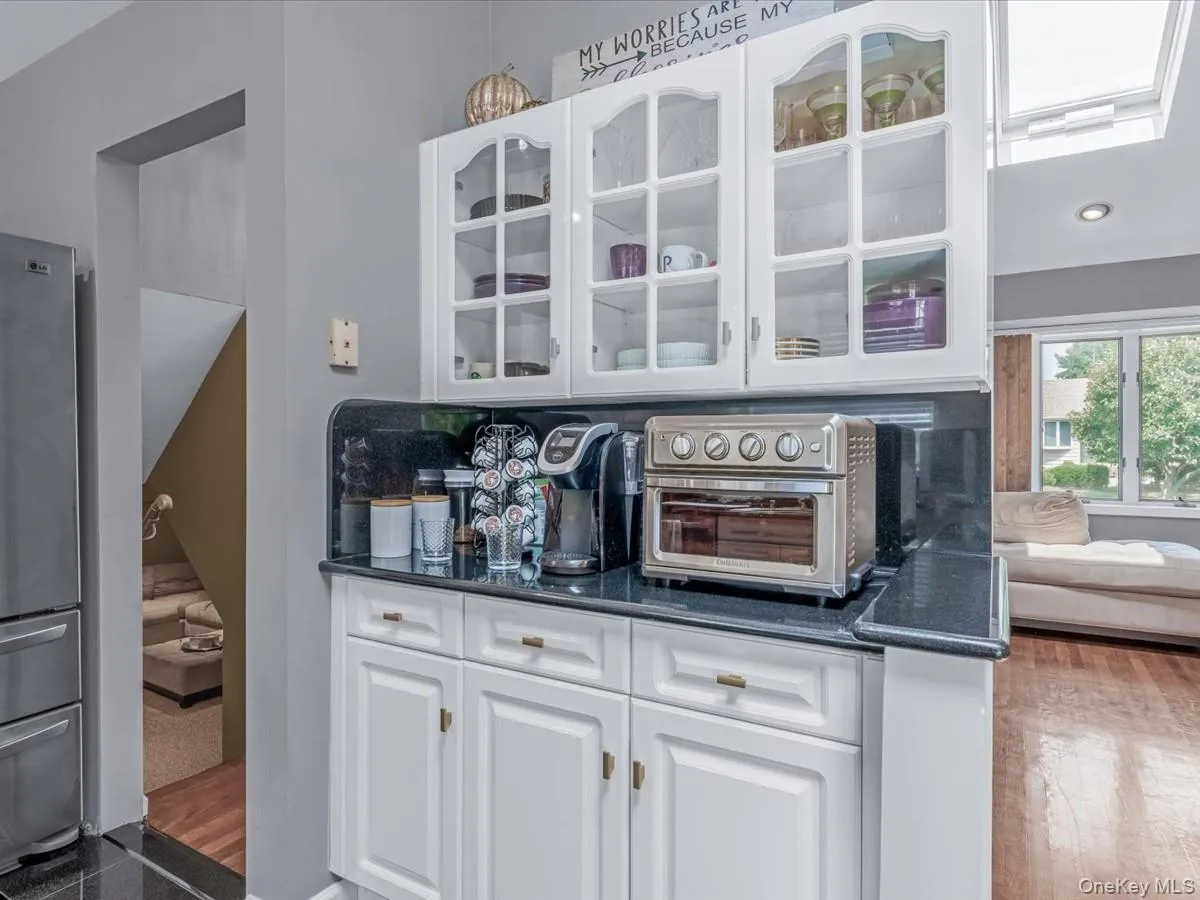 1 Debora Drive, Oyster Bay, NY, 4 Bedrooms Bedrooms, 8 Rooms Rooms,2 BathroomsBathrooms,Residential,For Rent,Debora,0,1041569 1 Debora Drive, Oyster Bay, NY, 4 Bedrooms Bedrooms, 8 Rooms Rooms,2 BathroomsBathrooms,Residential,For Rent,Debora,0,1041569