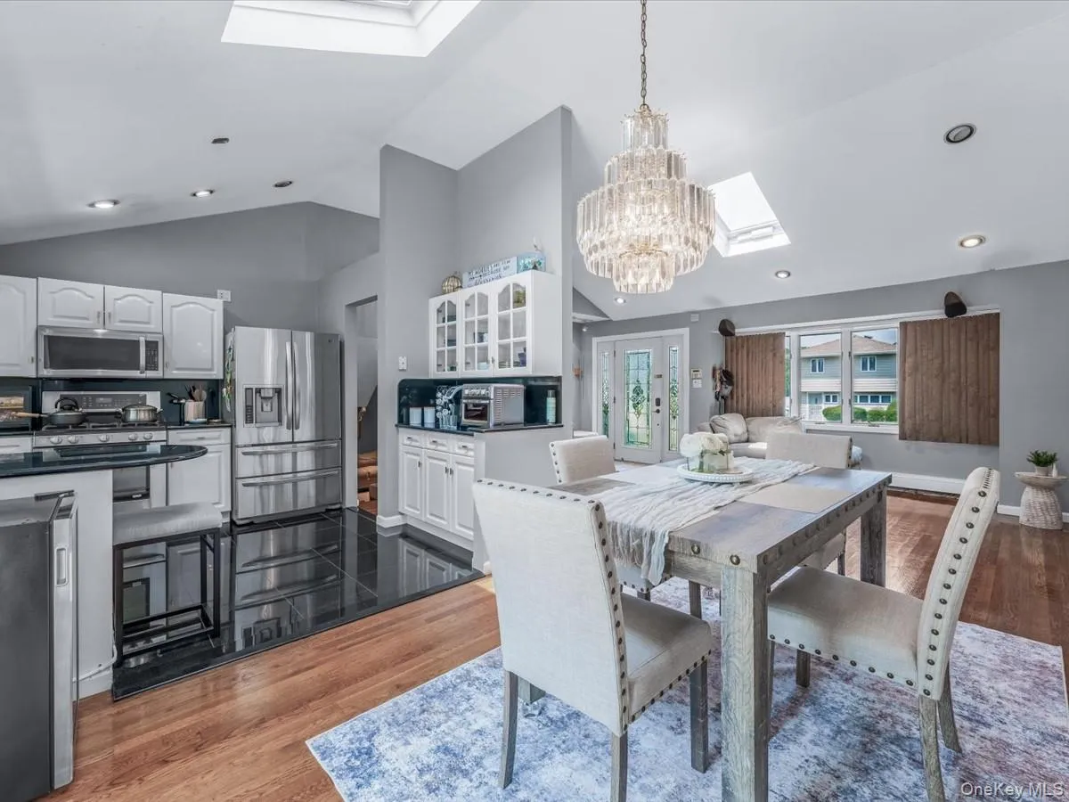 1 Debora Drive, Oyster Bay, NY, 4 Bedrooms Bedrooms, 8 Rooms Rooms,2 BathroomsBathrooms,Residential,For Rent,Debora,0,1041569 1 Debora Drive, Oyster Bay, NY, 4 Bedrooms Bedrooms, 8 Rooms Rooms,2 BathroomsBathrooms,Residential,For Rent,Debora,0,1041569