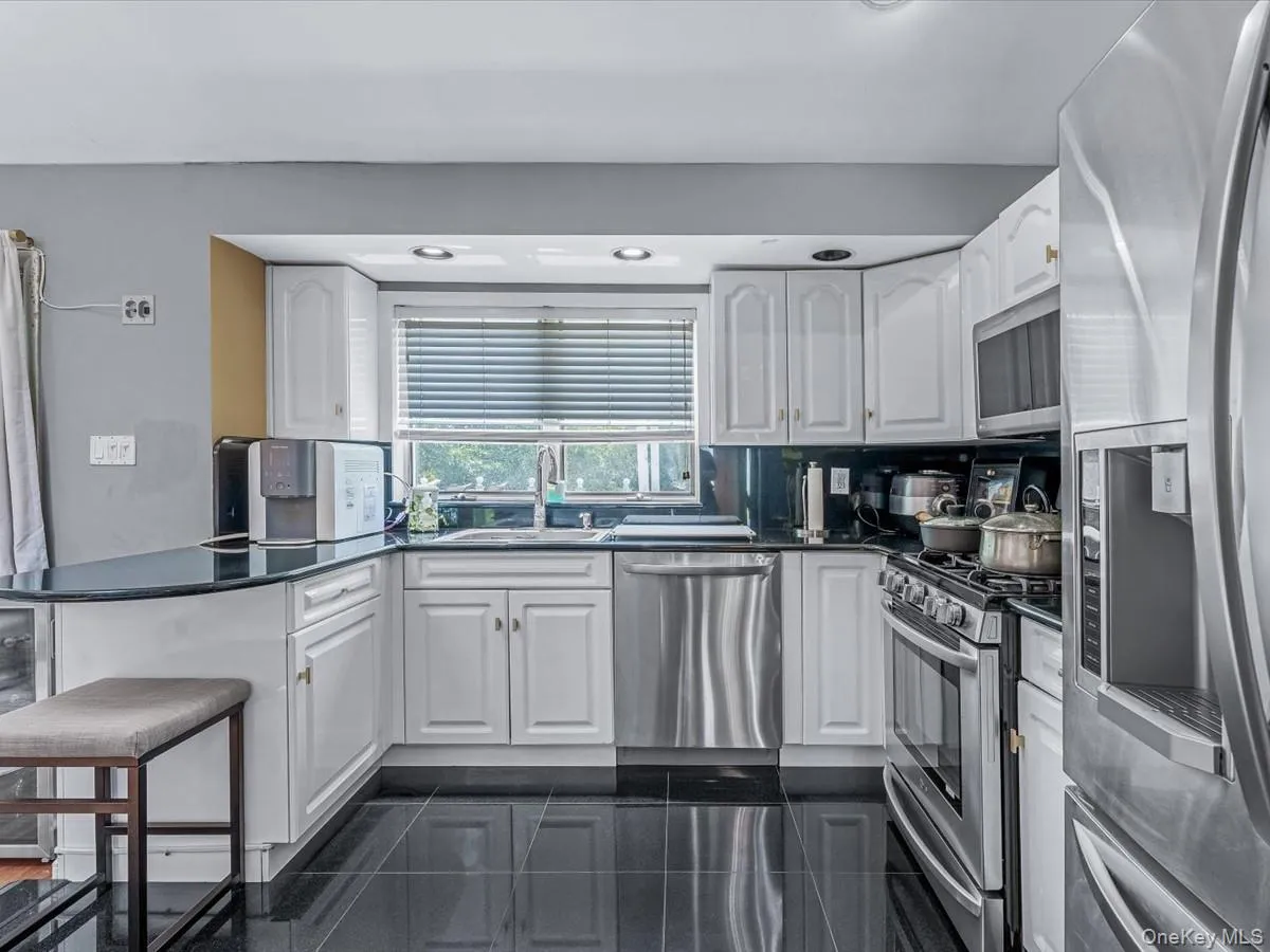 1 Debora Drive, Oyster Bay, NY, 4 Bedrooms Bedrooms, 8 Rooms Rooms,2 BathroomsBathrooms,Residential,For Rent,Debora,0,1041569 1 Debora Drive, Oyster Bay, NY, 4 Bedrooms Bedrooms, 8 Rooms Rooms,2 BathroomsBathrooms,Residential,For Rent,Debora,0,1041569
