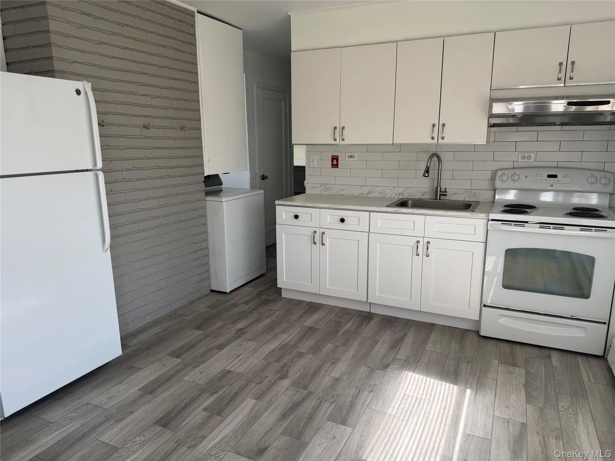 27 Gleaner Lane, Hempstead, NY, 4 Bedrooms Bedrooms, 7 Rooms Rooms,2 BathroomsBathrooms,Residential Lease,For Rent,Gleaner,0,1041570 27 Gleaner Lane, Hempstead, NY, 4 Bedrooms Bedrooms, 7 Rooms Rooms,2 BathroomsBathrooms,Residential Lease,For Rent,Gleaner,0,1041570